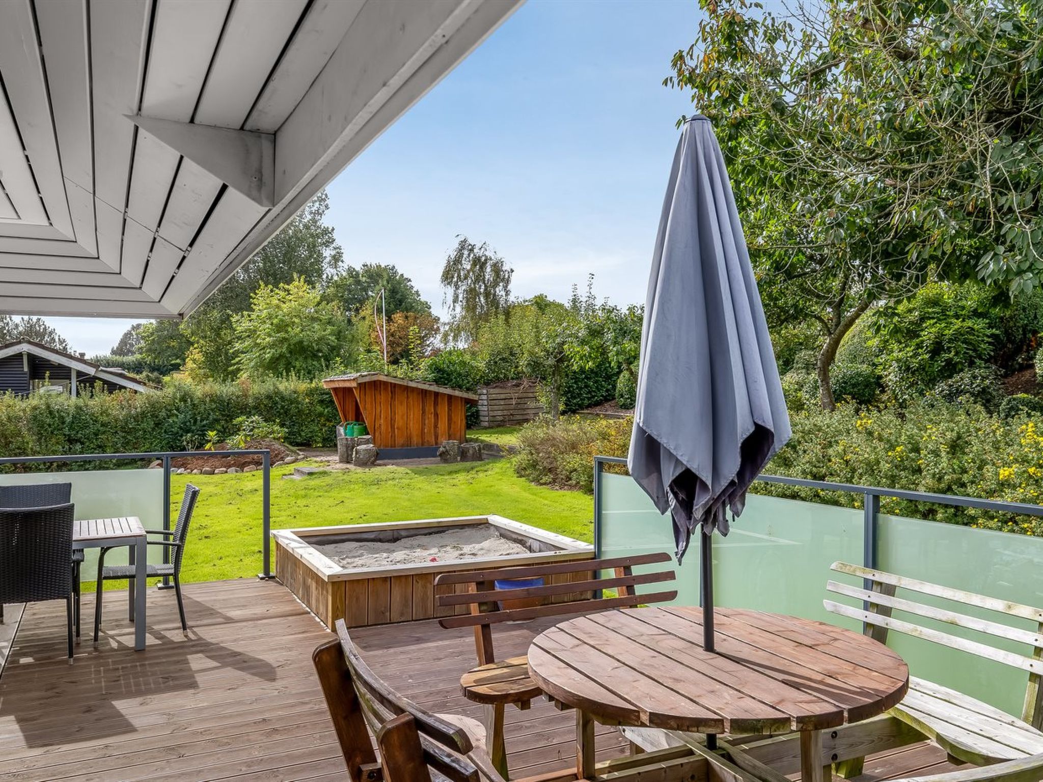 "Helrun" - 800m from the sea - Buiten