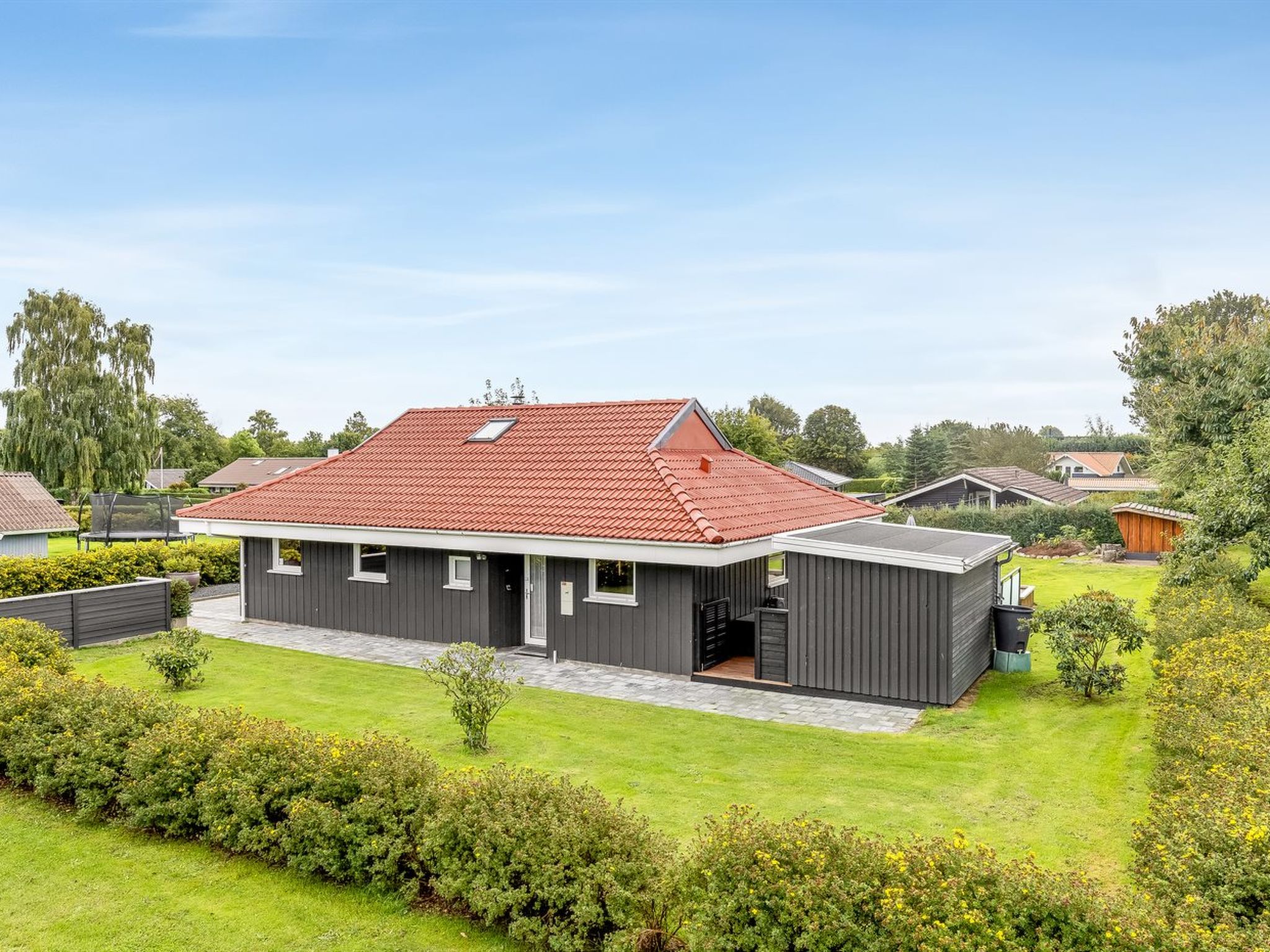 "Helrun" - 800m from the sea - Buiten