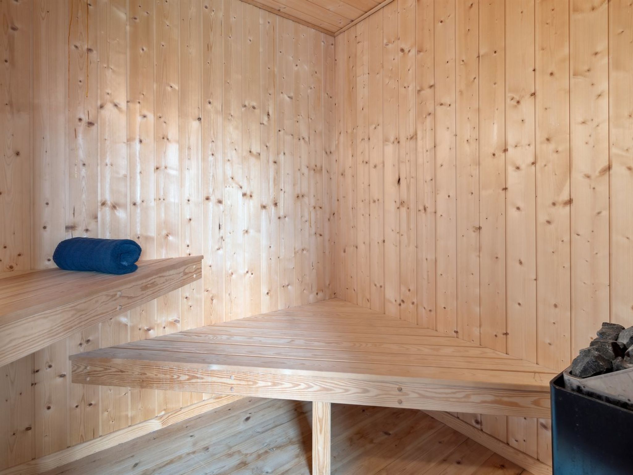 "Arnod" - 400m from the sea-Binnen