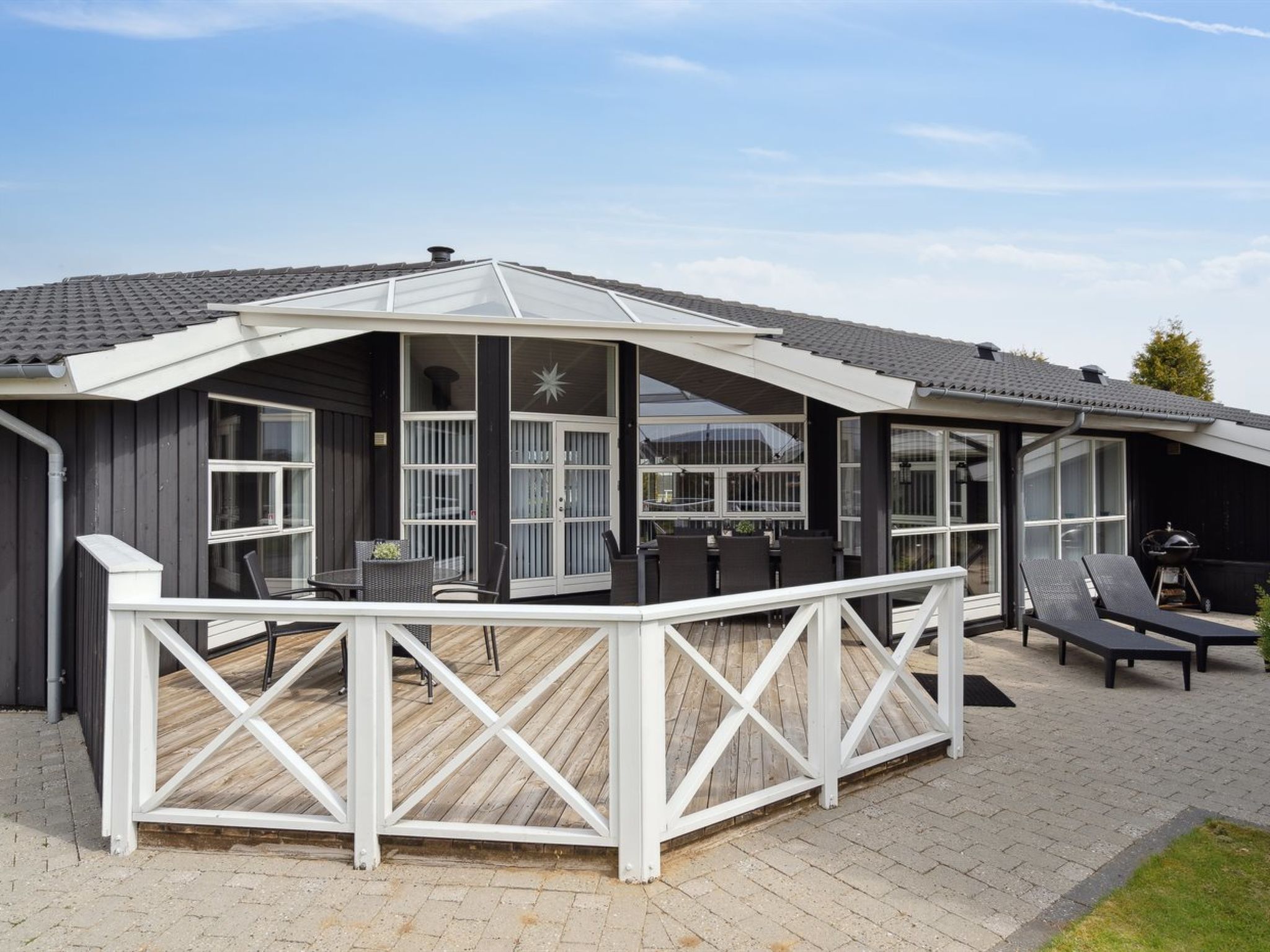 "Arnod" - 400m from the sea-Buiten