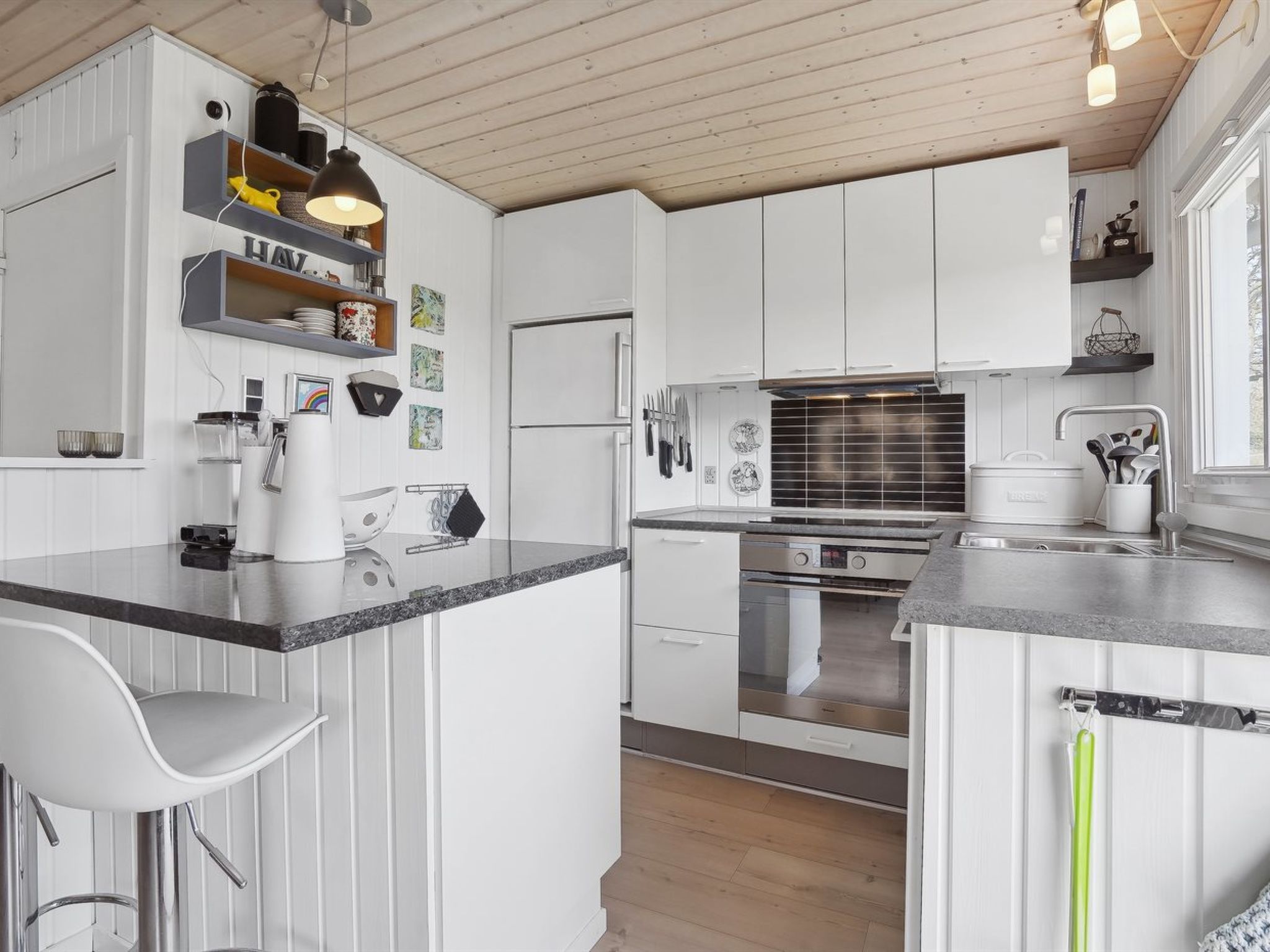 "Anisa" - 400m from the sea - Binnen