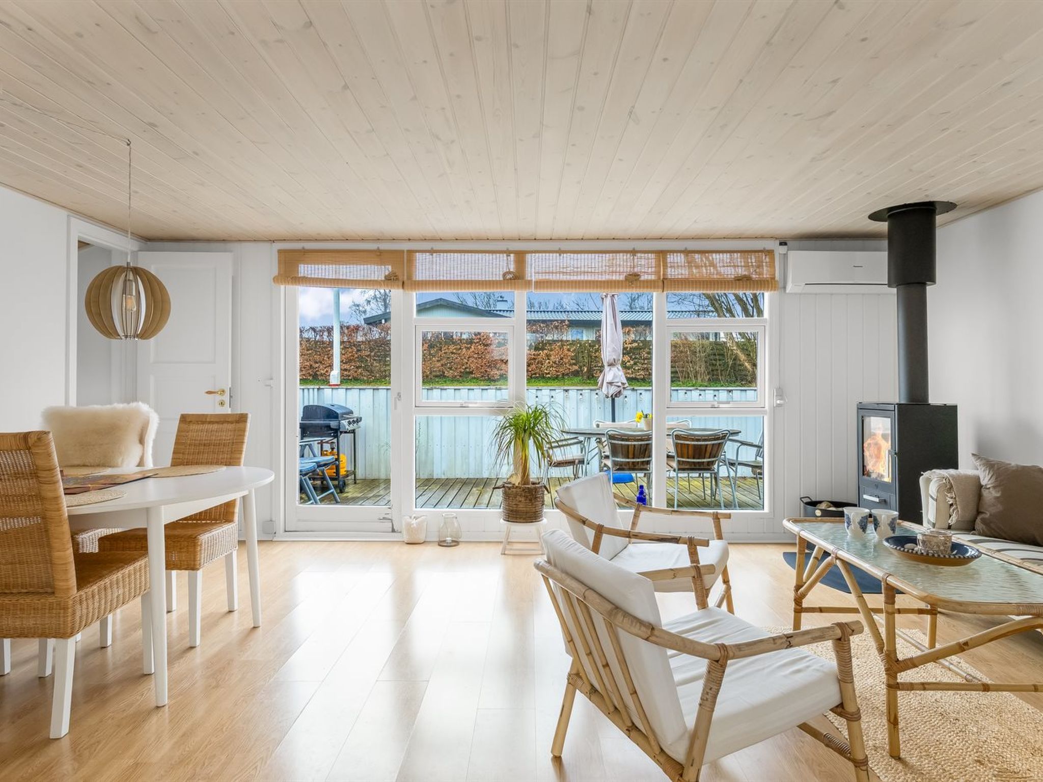 "Susette" - 400m from the sea