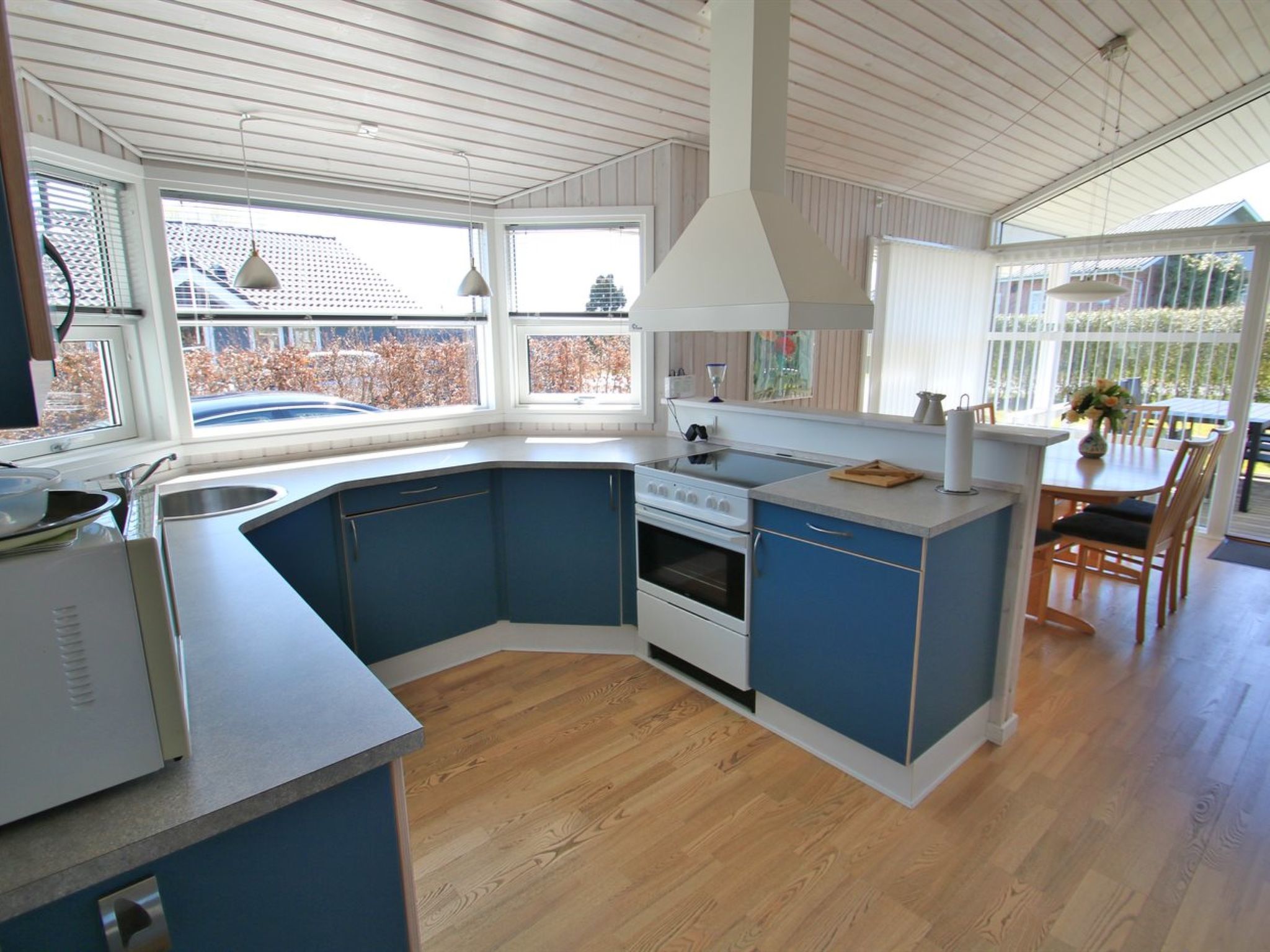 "Aaran" - 300m from the sea - Binnen