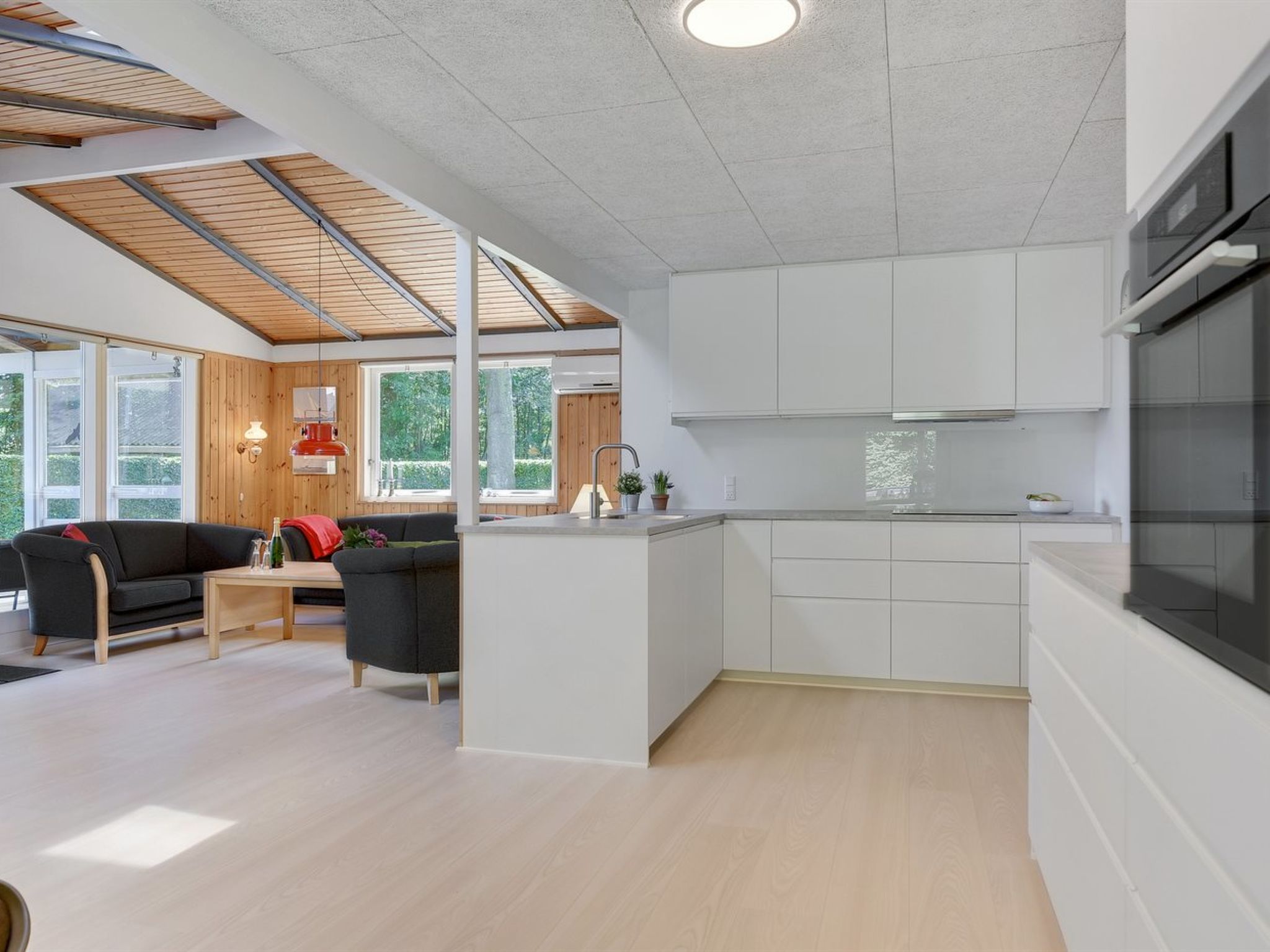 "Eriksine" - 150m from the sea - Binnen