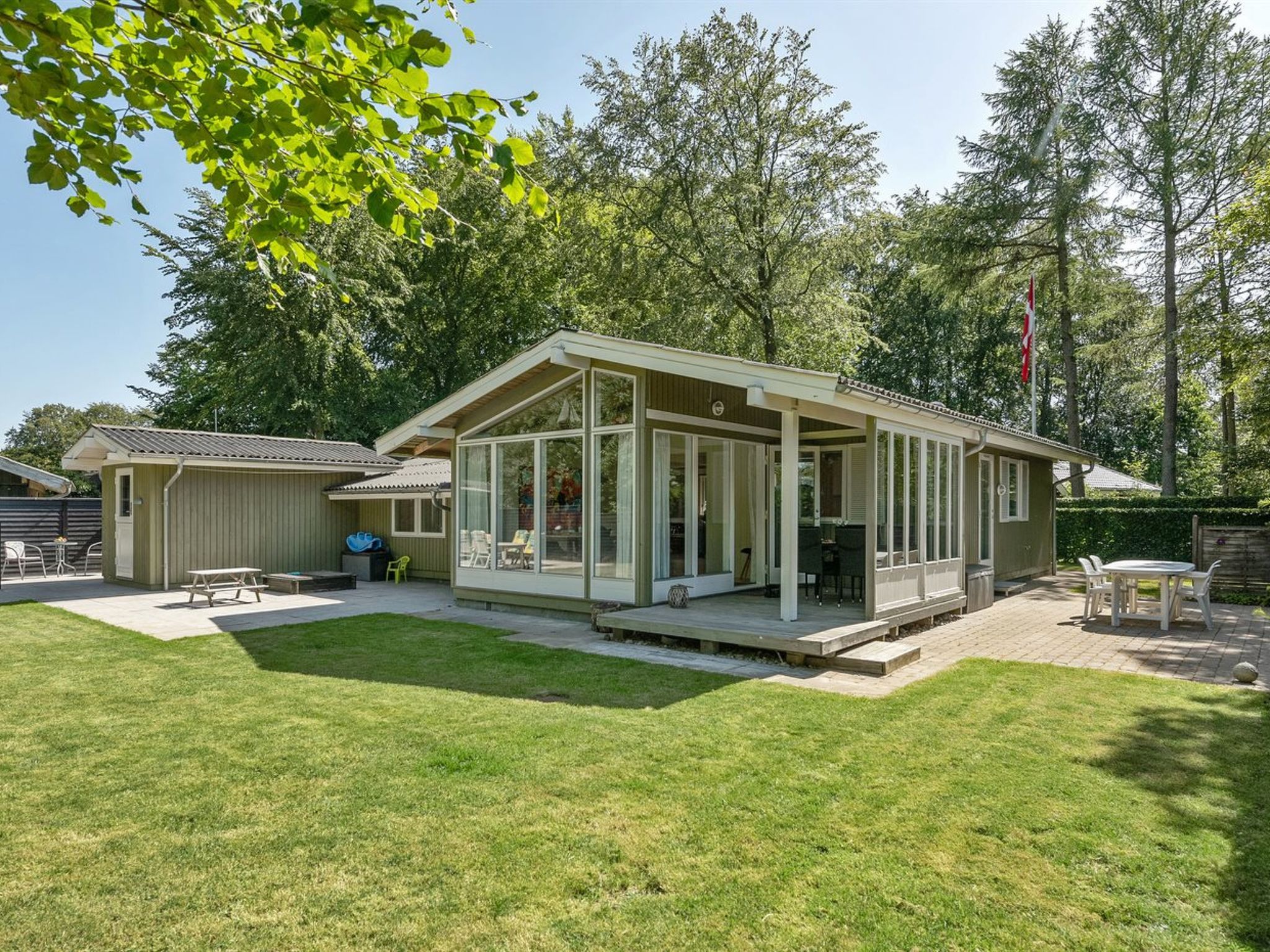 "Eriksine" - 150m from the sea - Buiten