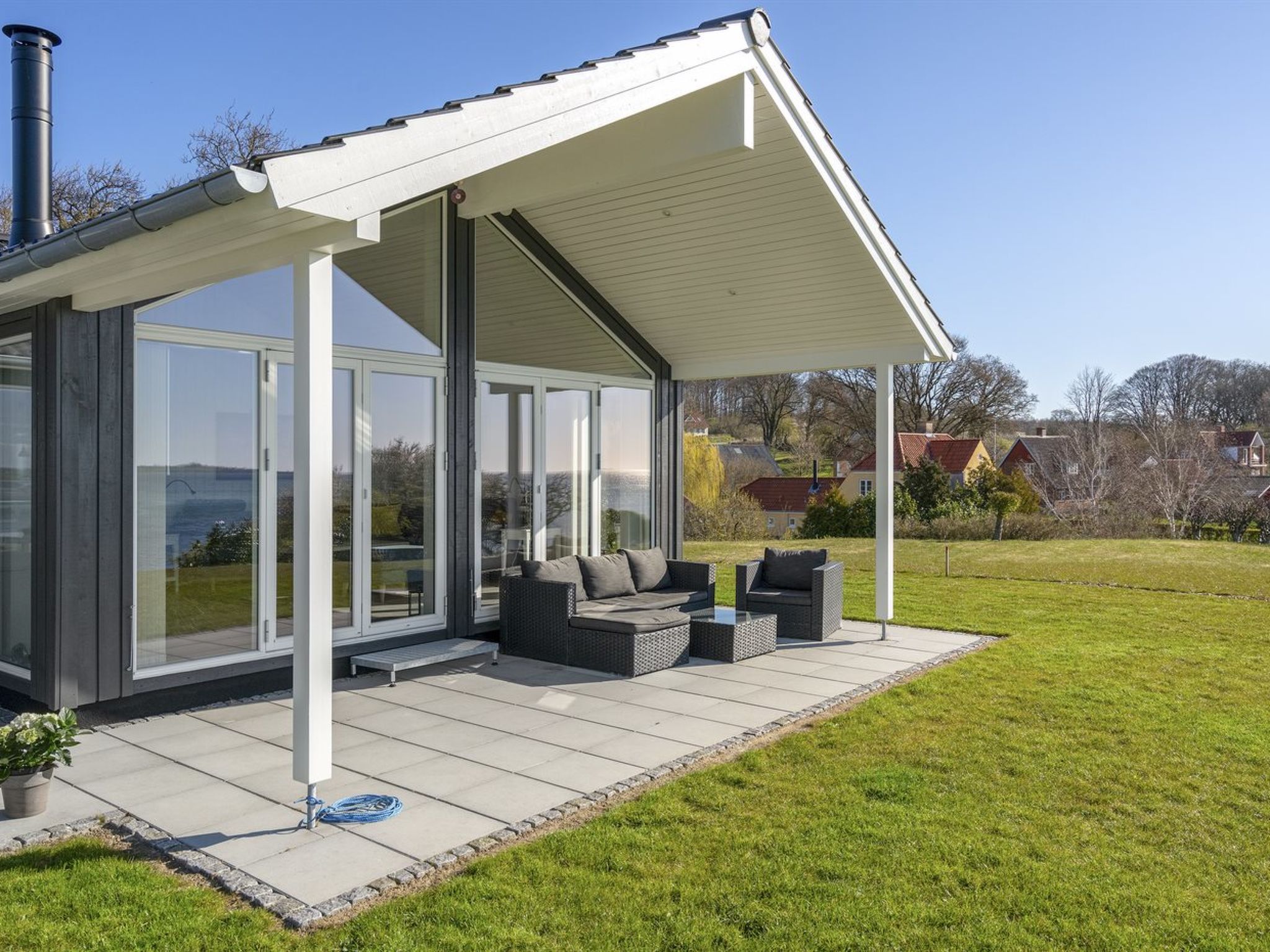 "Lander" - 20m from the sea - Buiten