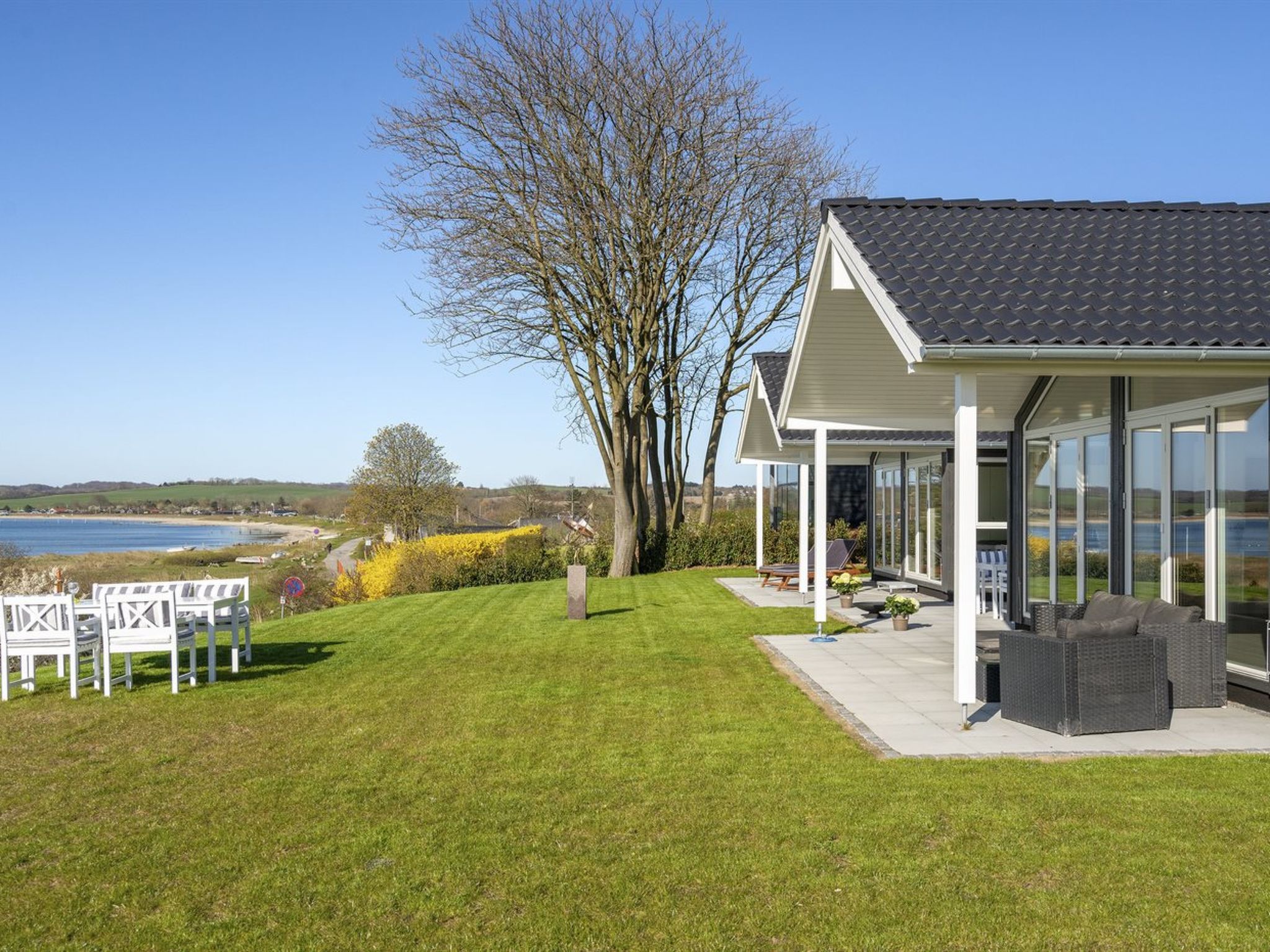 "Lander" - 20m from the sea - Buiten
