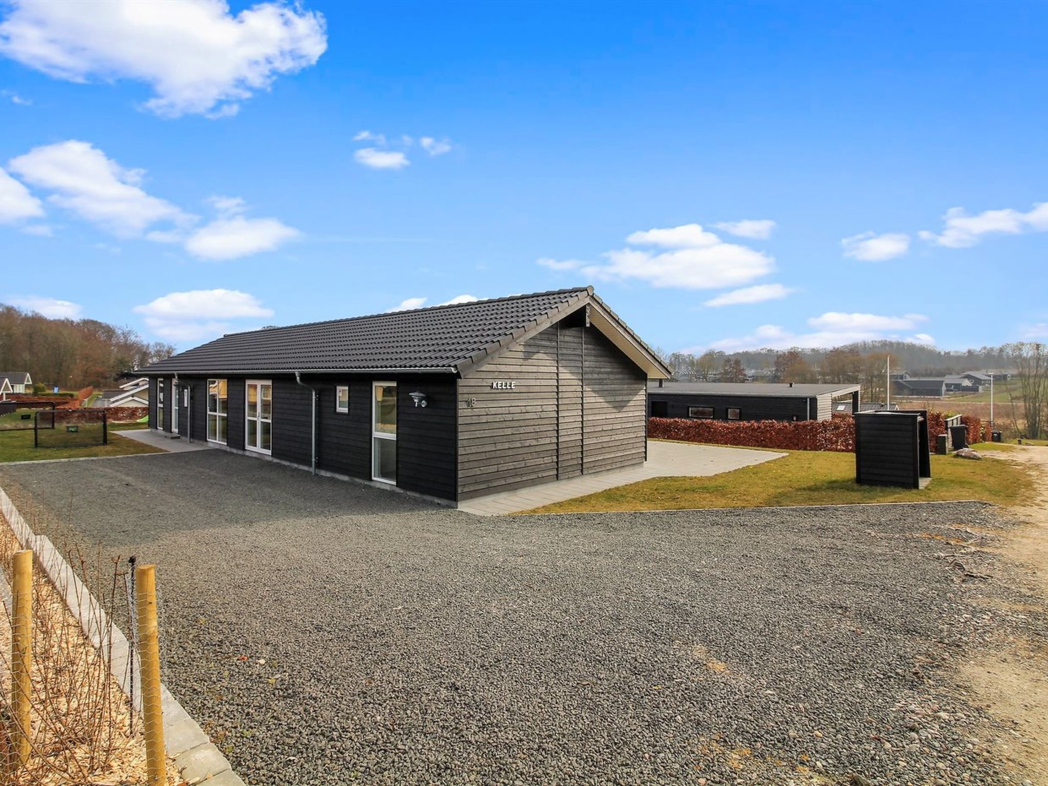 "Yakari" - 300m from the sea - Draußen