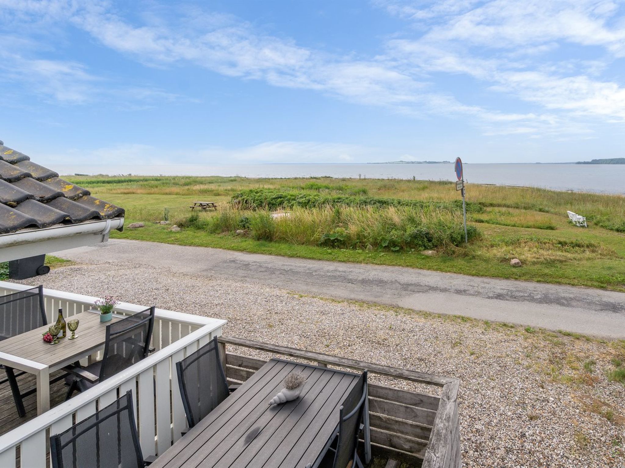 "Liutulf" - 40m from the sea-Buiten