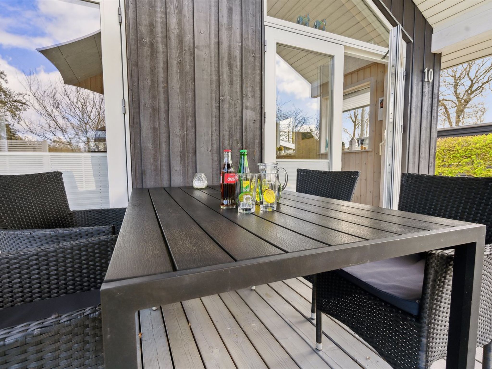 "Gunholm" - 150m from the sea - Buiten