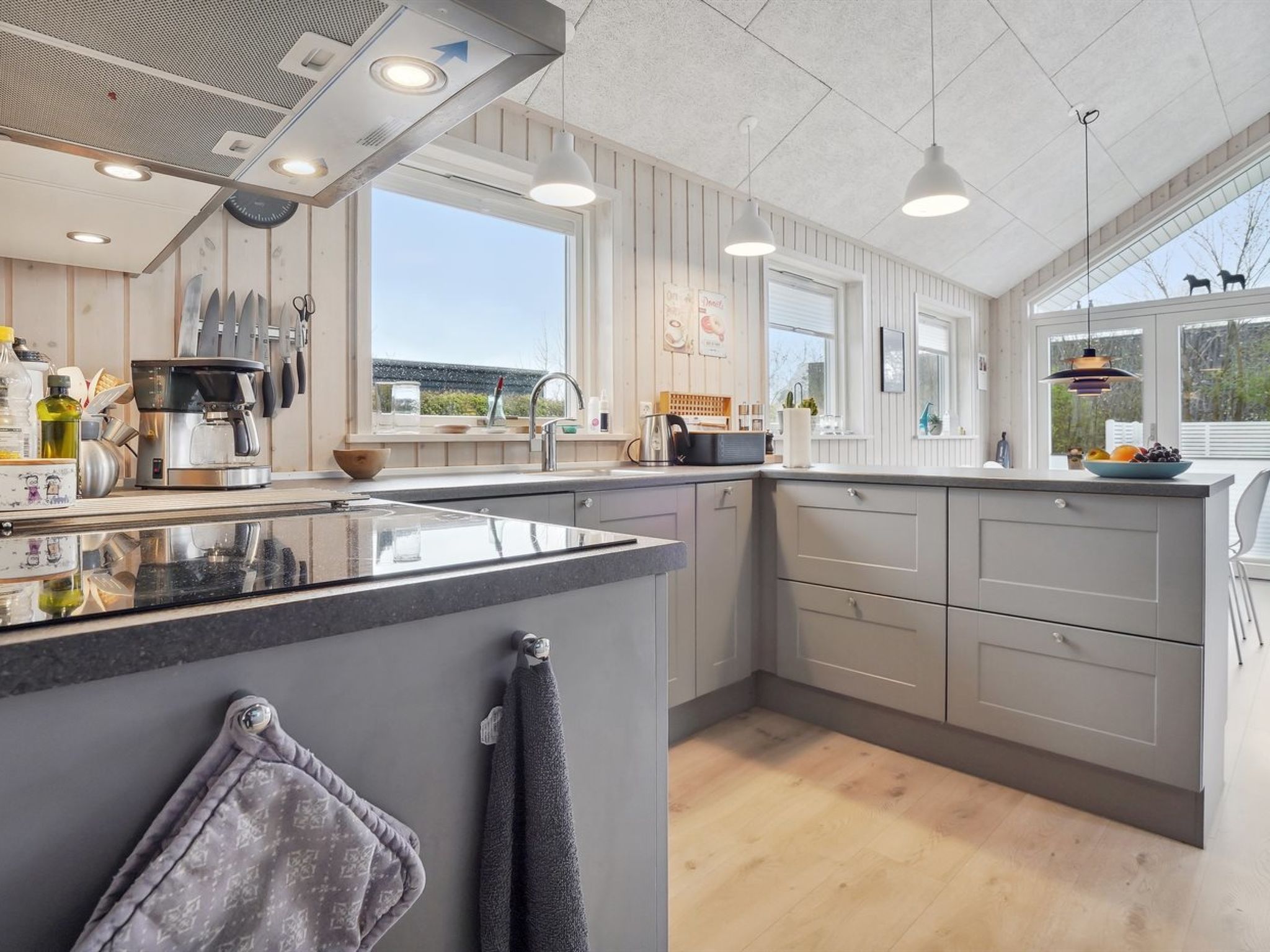 "Gunholm" - 150m from the sea - Binnen