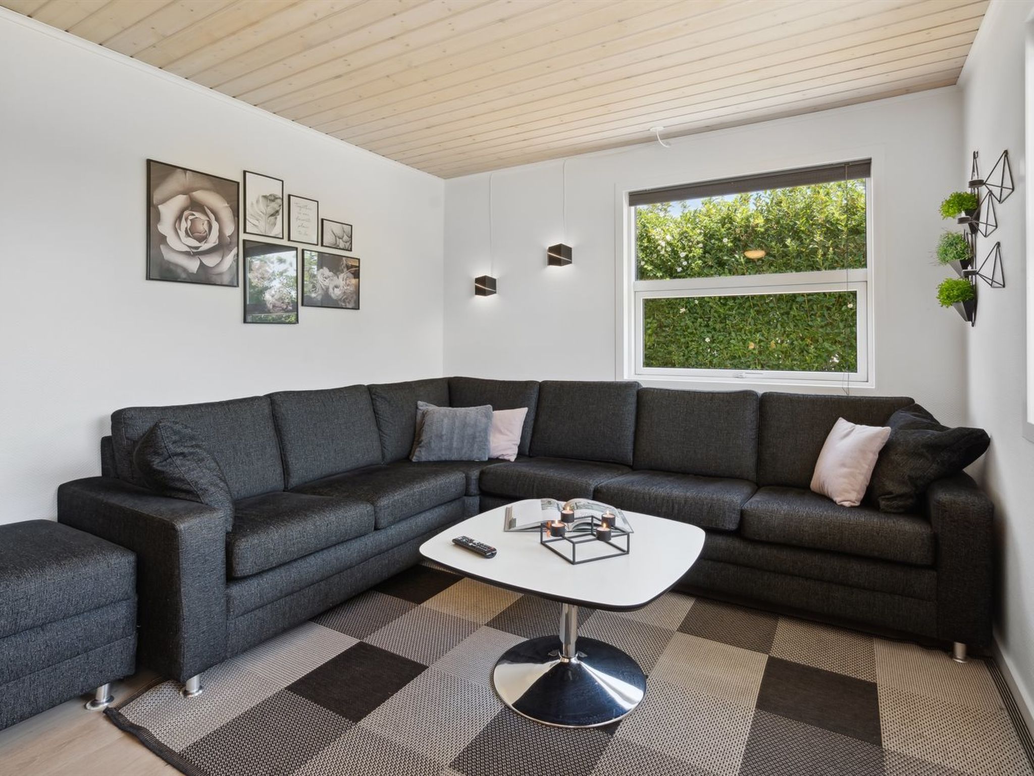 "Anella" - 200m from the sea-Binnen