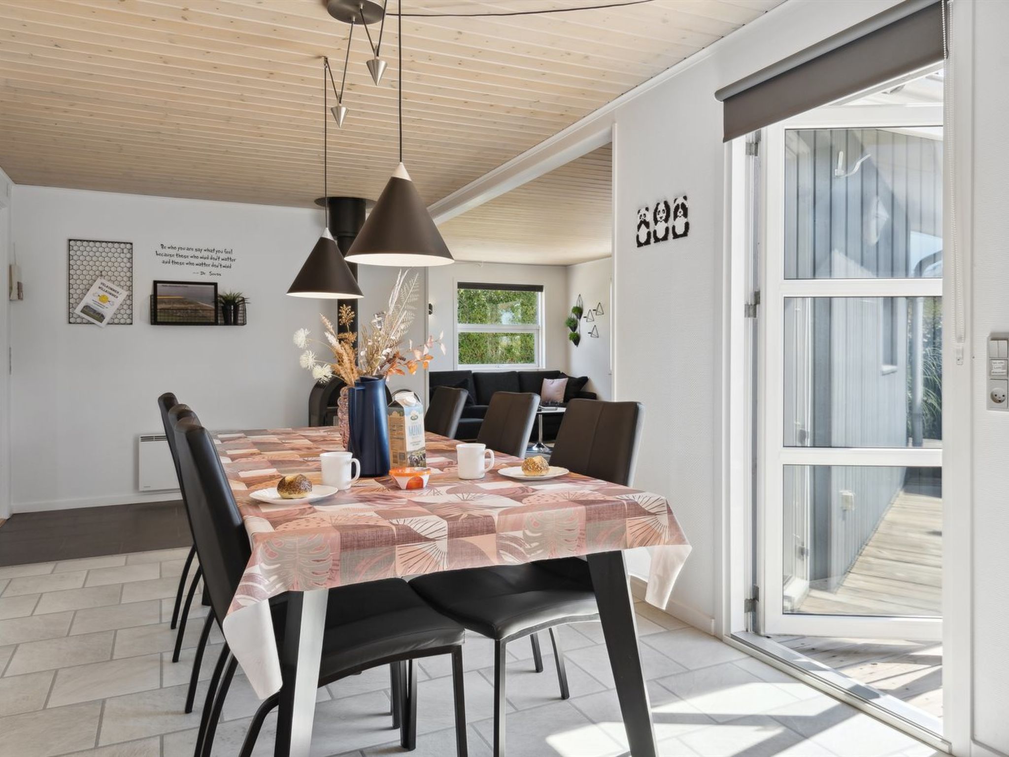"Anella" - 200m from the sea-Binnen