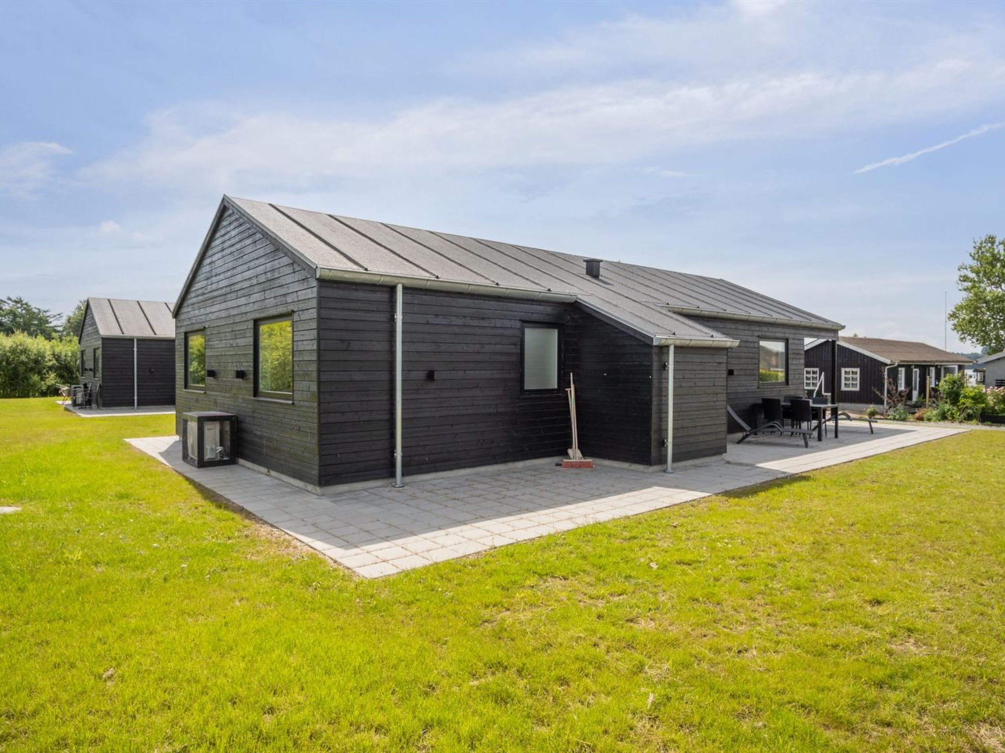 "Henryk" - 75m from the sea - Buiten