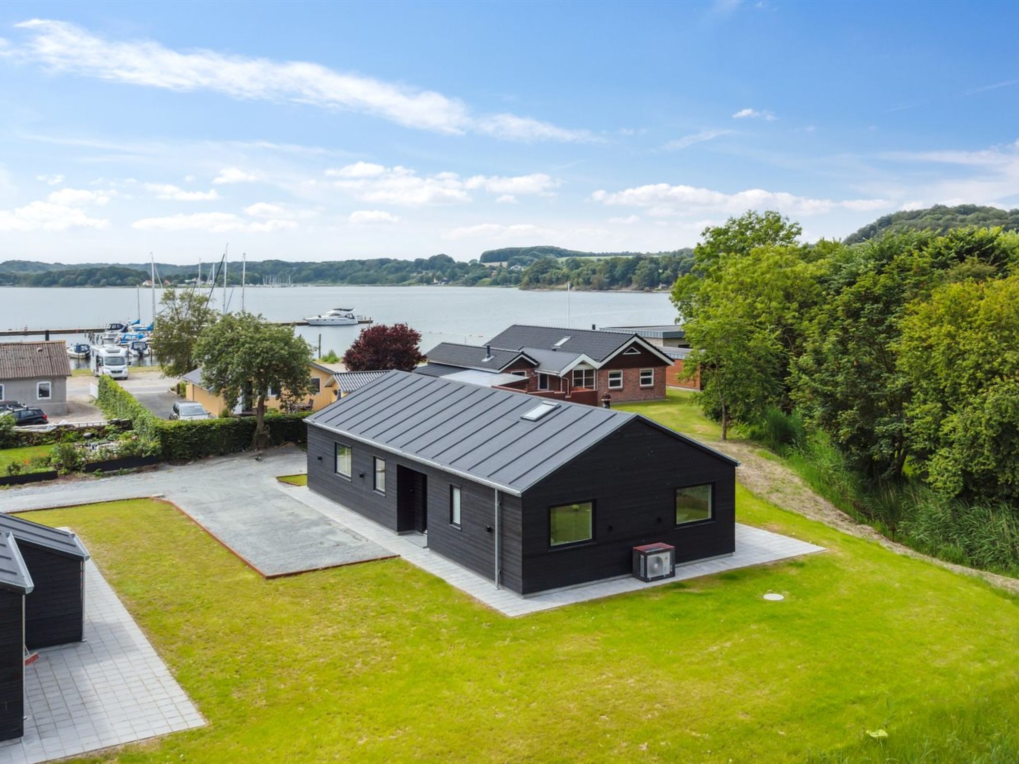 "Stygg" - 75m from the sea
