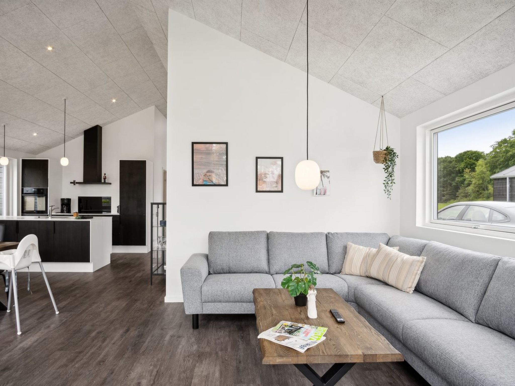 "Stygg" - 75m from the sea - Binnen
