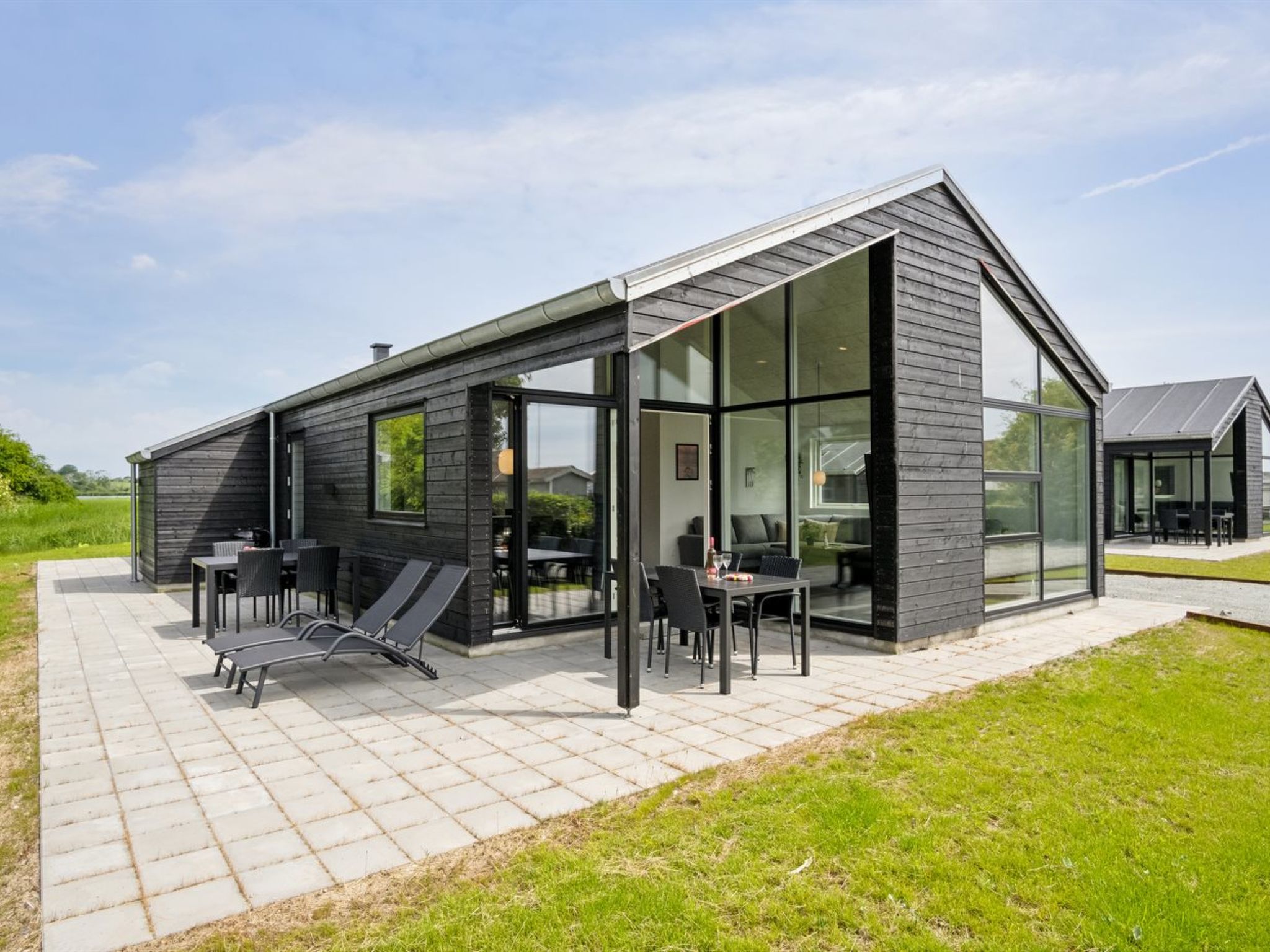 "Stygg" - 75m from the sea - Buiten