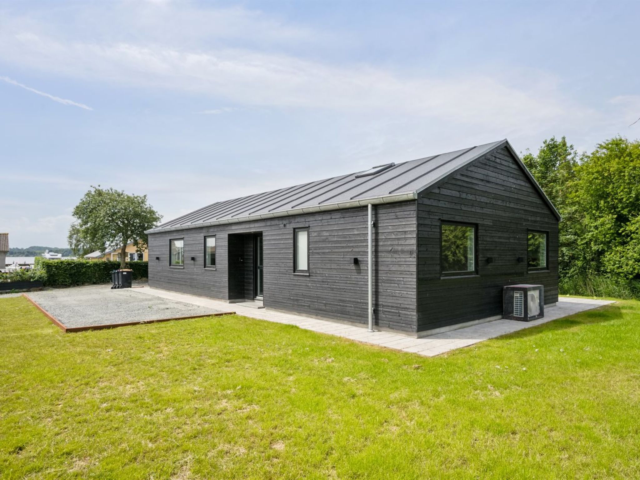 "Stygg" - 75m from the sea - Buiten