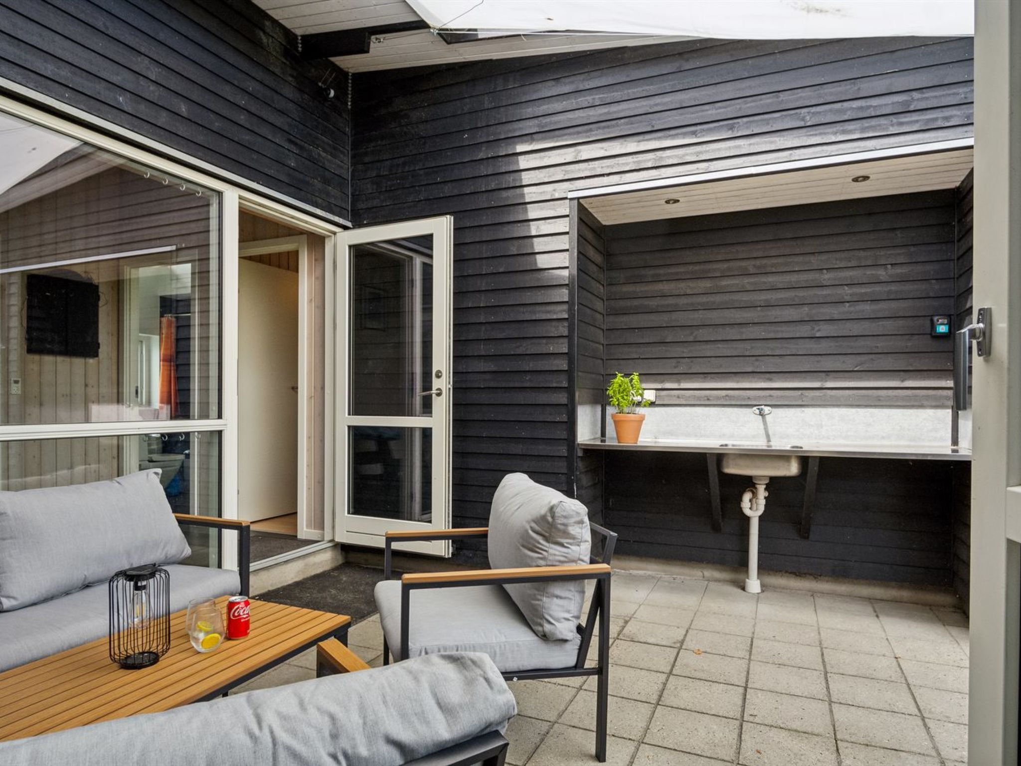"Gloria" - 500m from the sea-Buiten