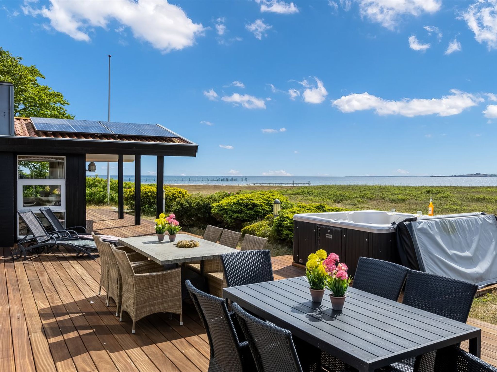 "Xaverius" - 30m from the sea-Outside