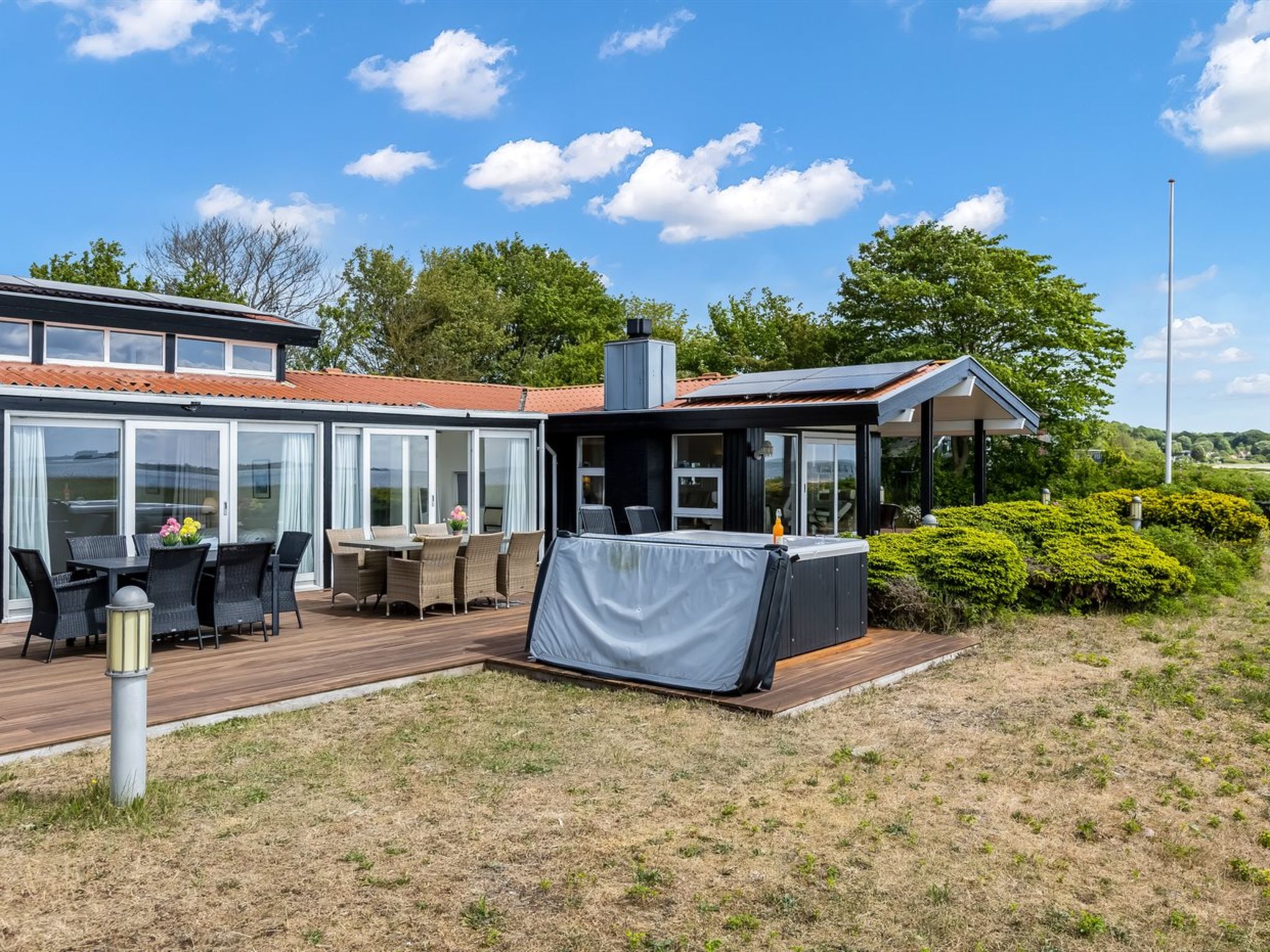 "Xaverius" - 30m from the sea-Outside