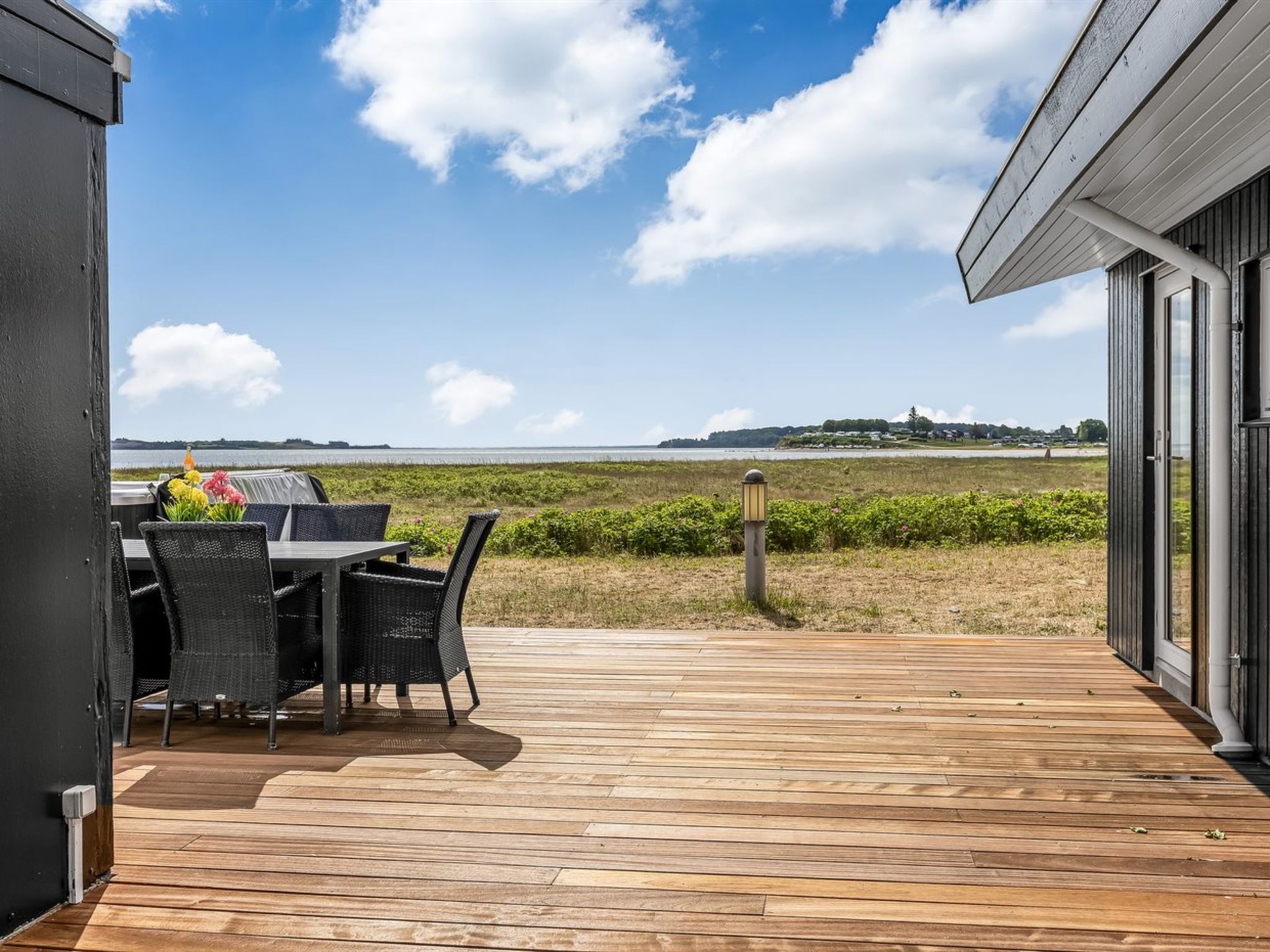 "Xaverius" - 30m from the sea - Buiten
