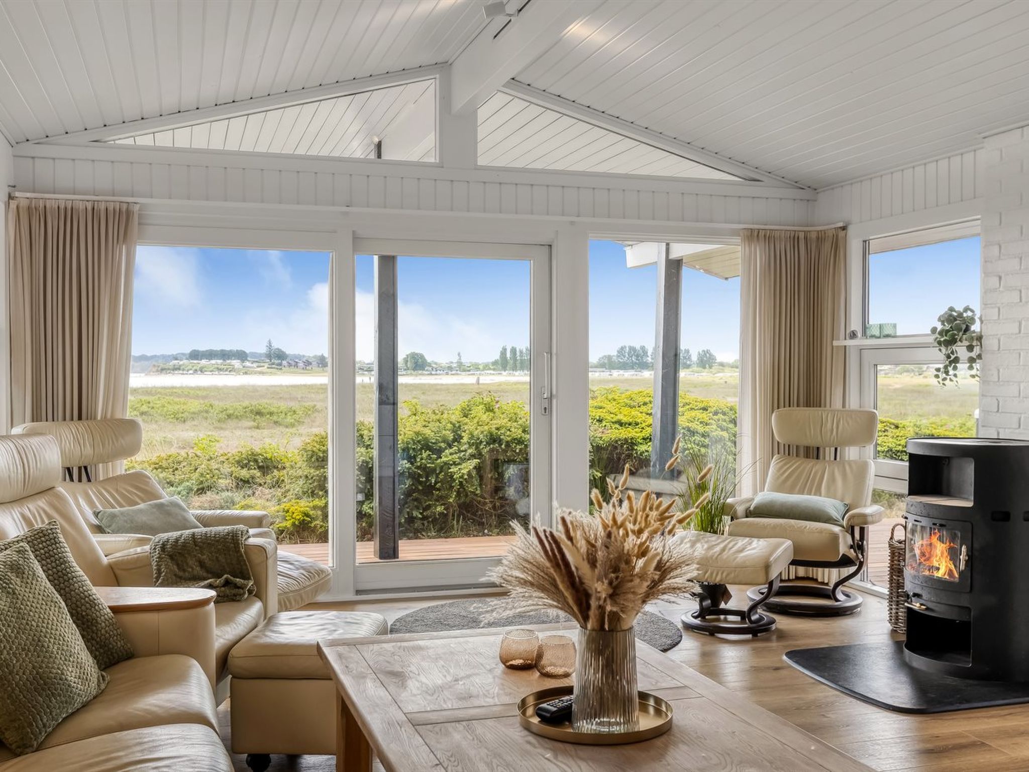 "Xaverius" - 30m from the sea - Binnen