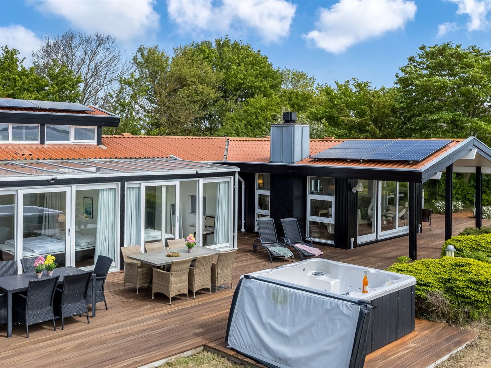 "Xaverius" - 30m from the sea - Buiten