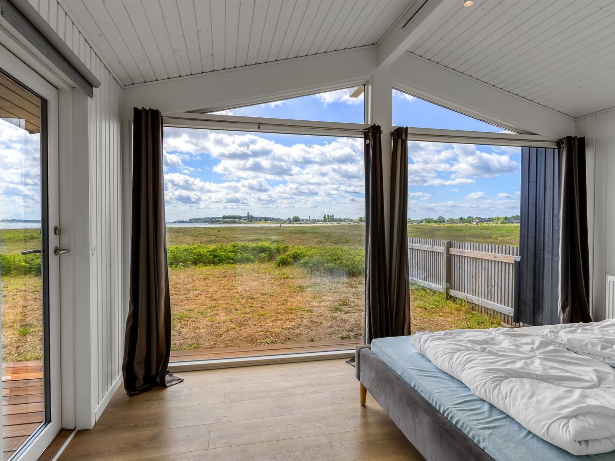 "Xaverius" - 30m from the sea - Binnen