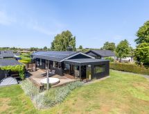 Tecumseh: Vrijstaand huis op 300m van de zee met whirlpool en open haard - thumbnail 1