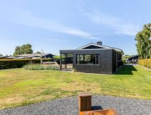 Tecumseh: Vrijstaand huis op 300m van de zee met whirlpool en open haard - thumbnail 2