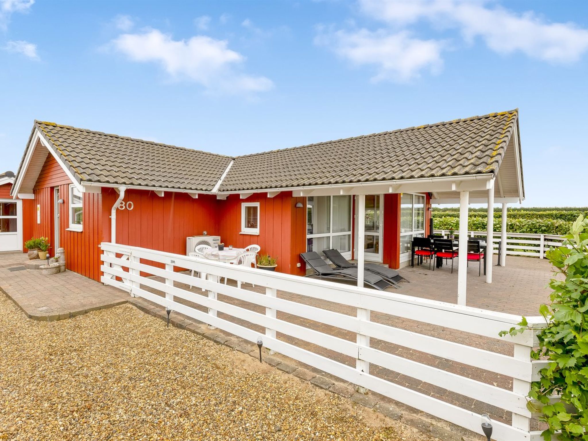 "Trifun" - 300m from the sea - Buiten