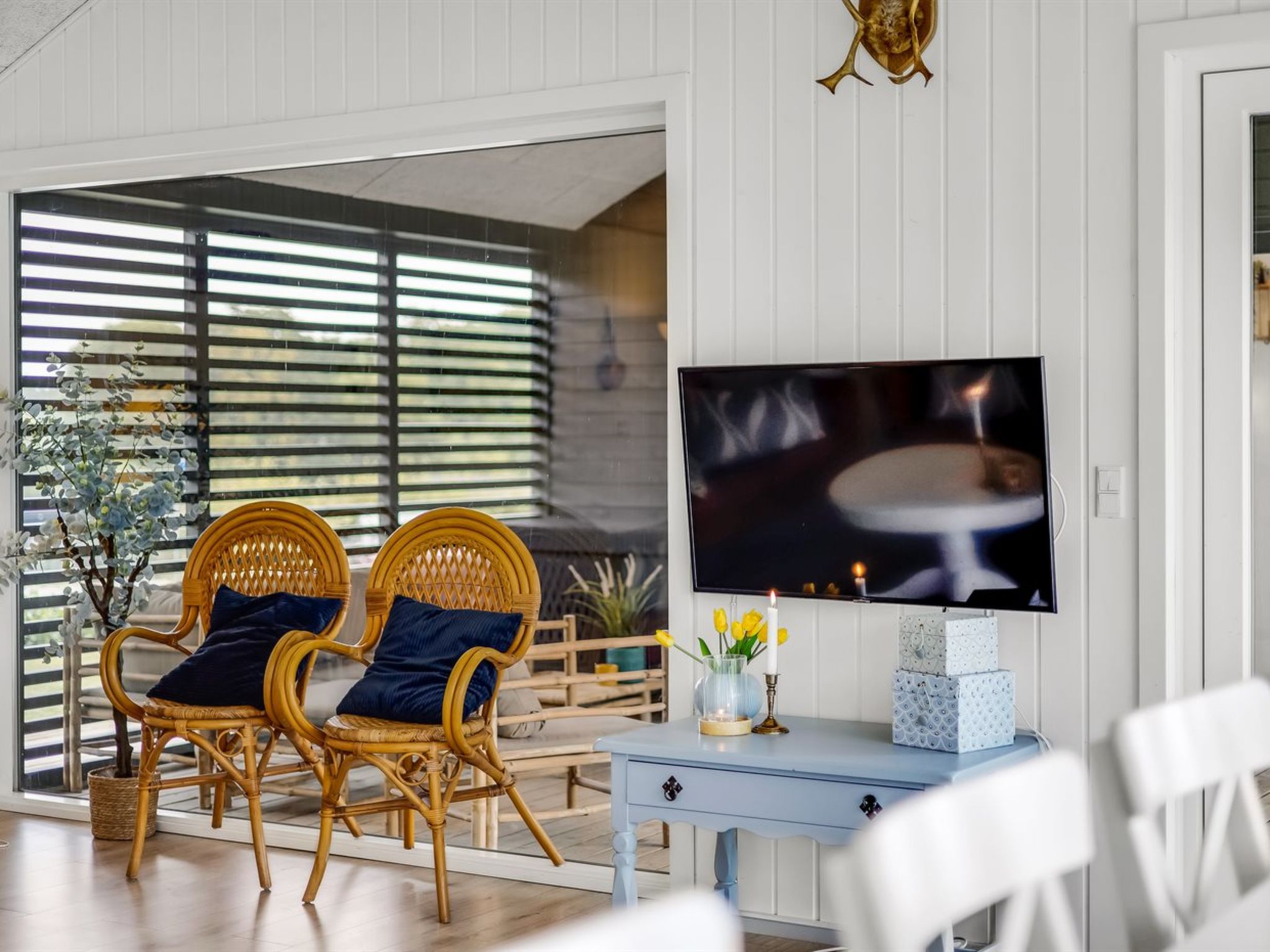 "Sigrun" - 300m from the sea - Binnen