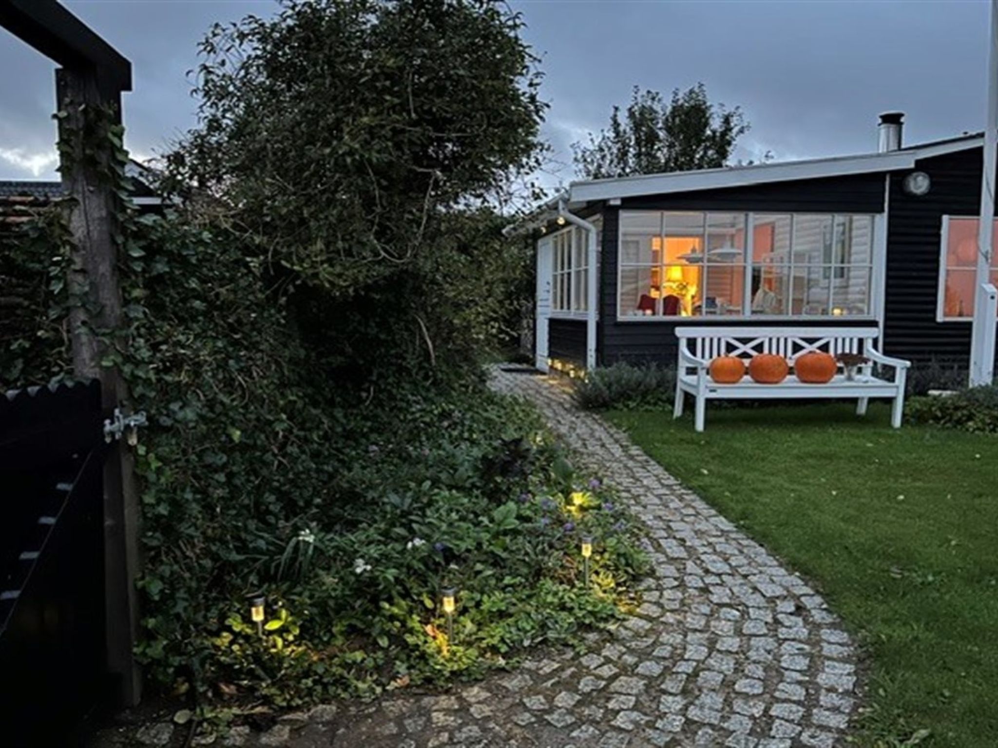 "Lilie" - 150m from the sea-Buiten