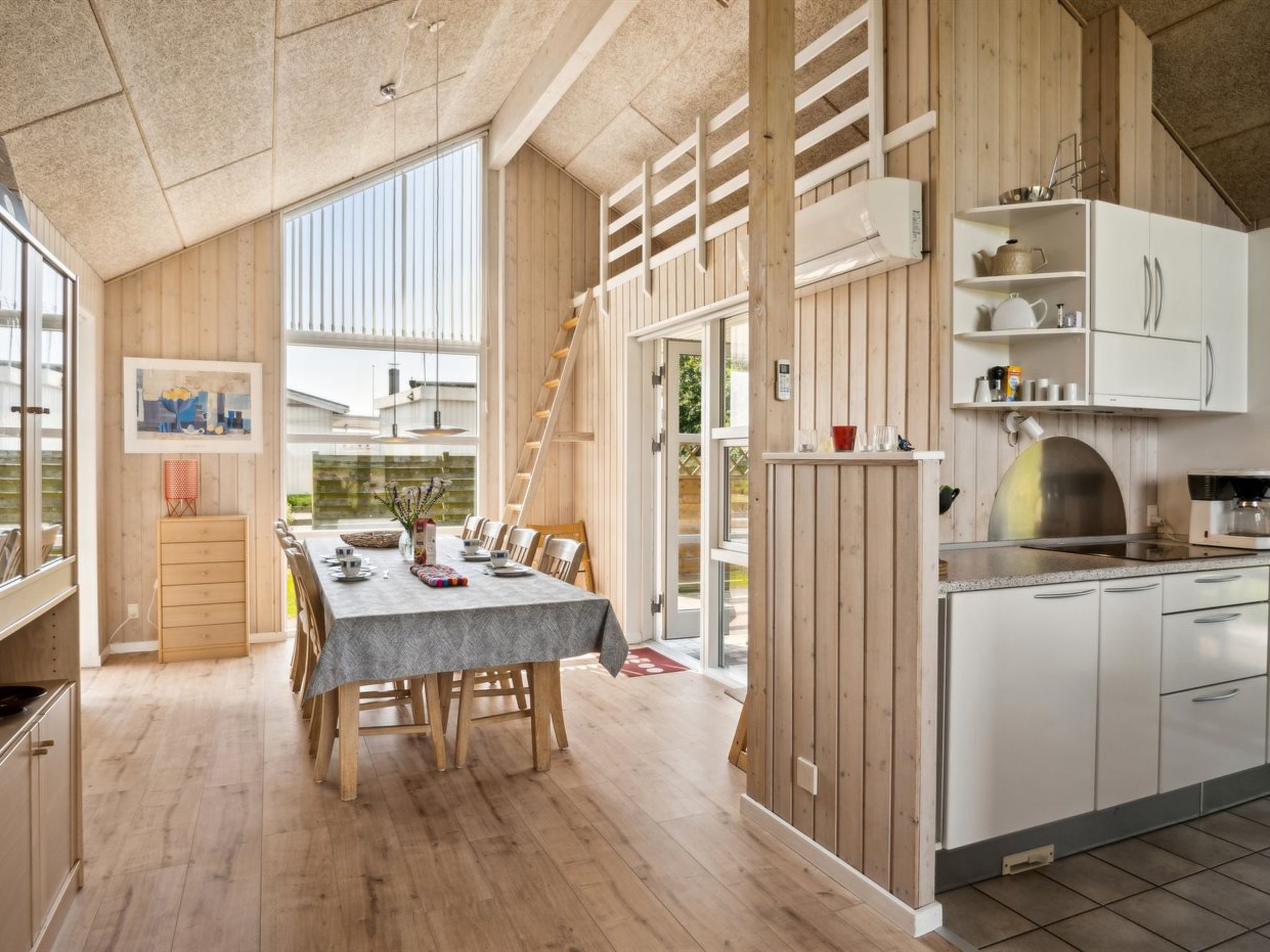 "Neno" - 100m from the sea-Binnen