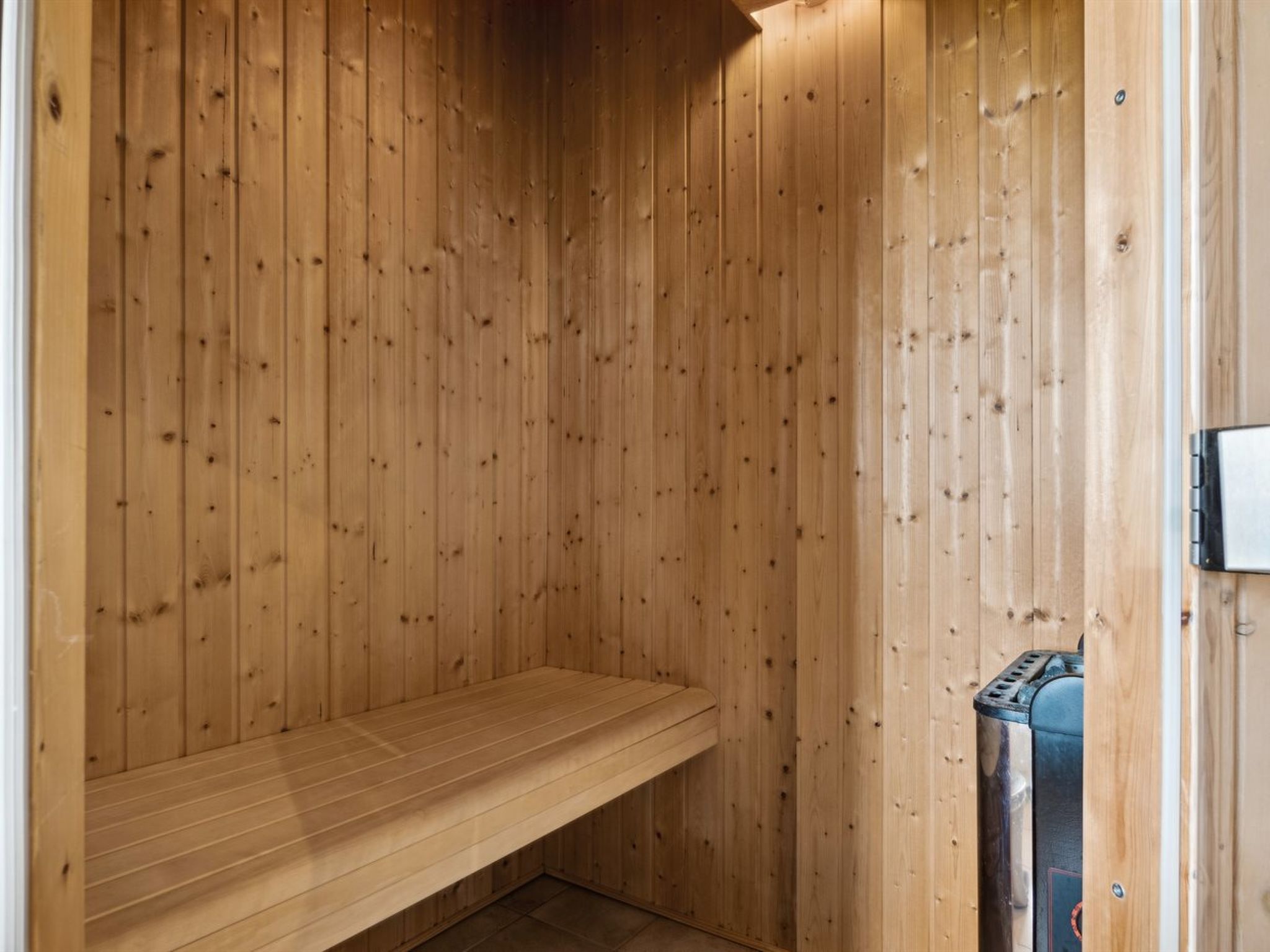 "Neno" - 100m from the sea-Binnen