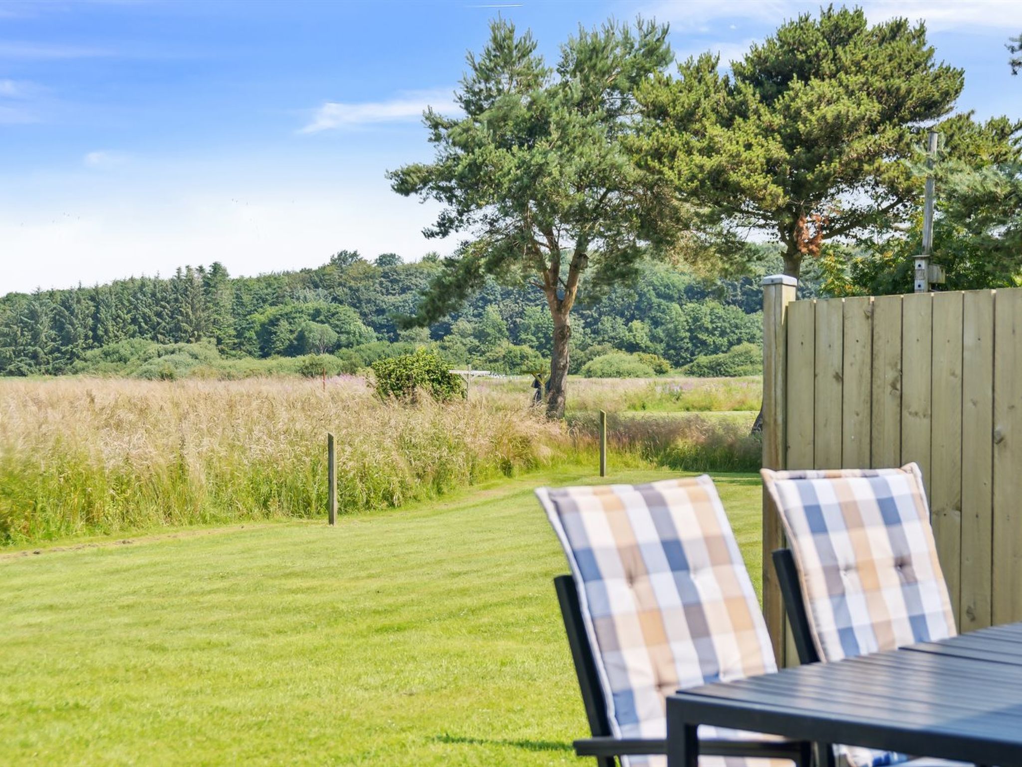 "Neno" - 100m from the sea