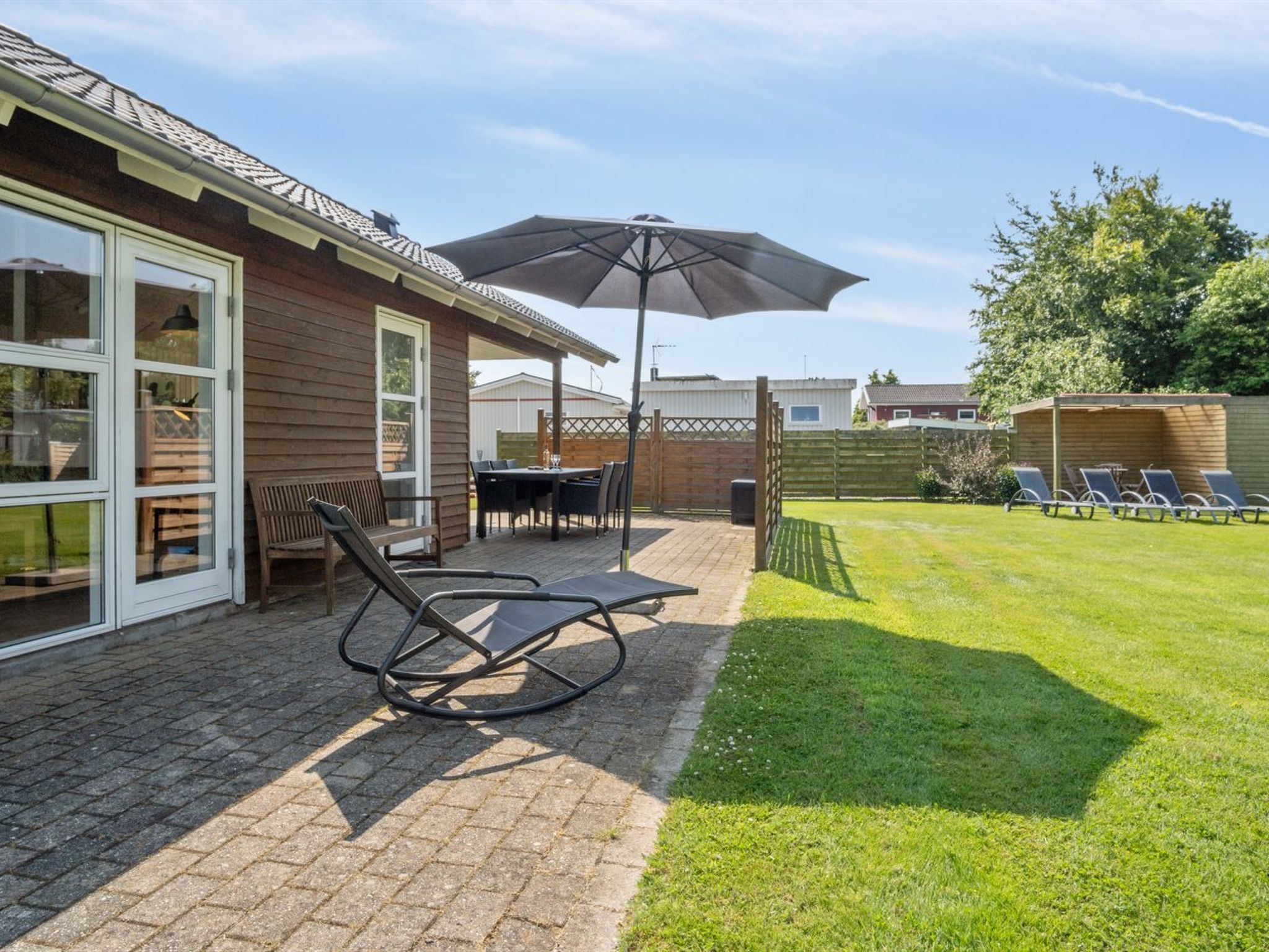 "Neno" - 100m from the sea-Buiten