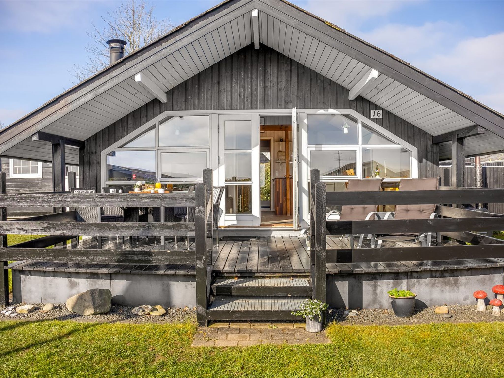 "Uuno" - 200m from the sea - Buiten