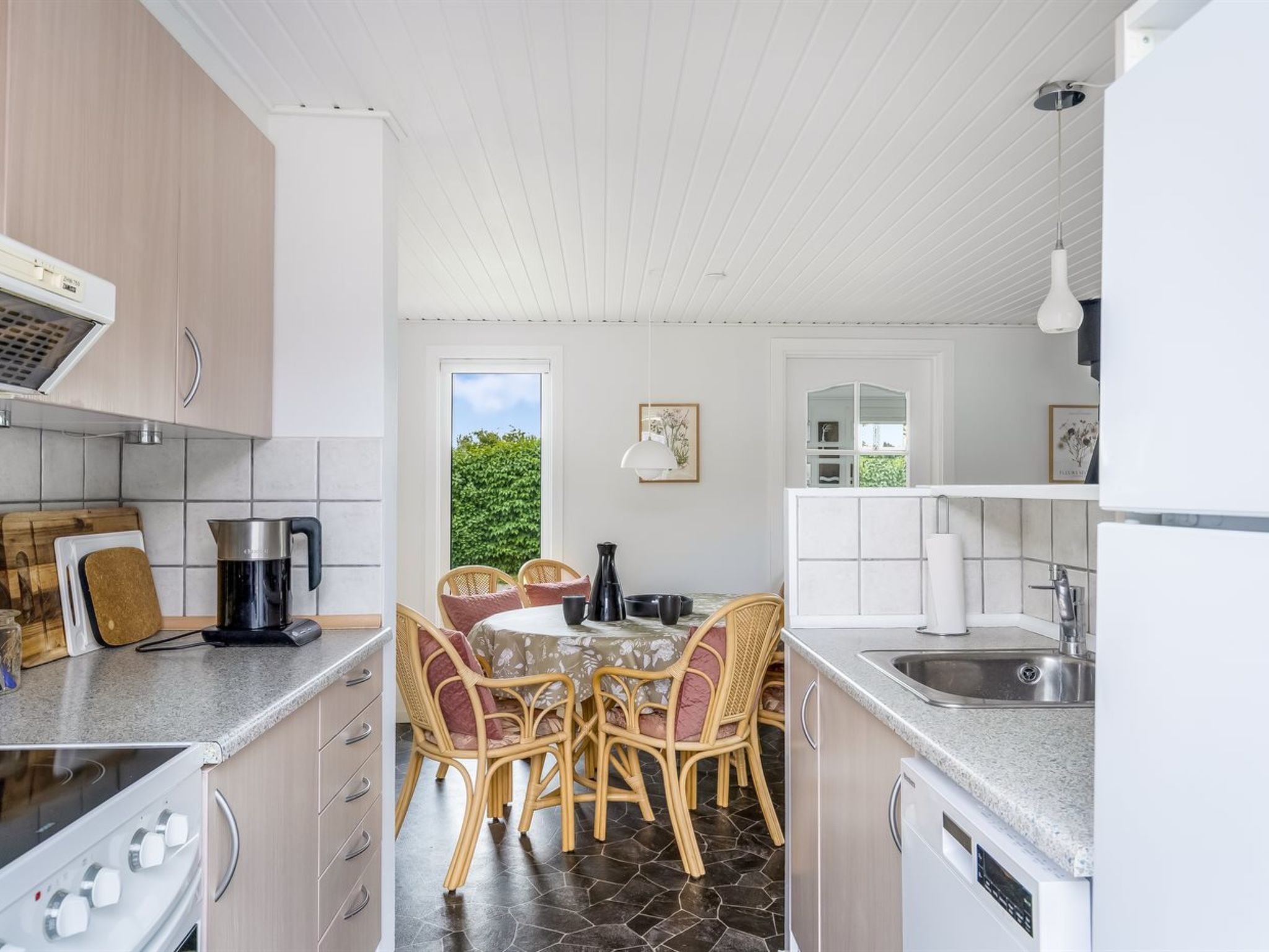 "Eufemia" - 250m from the sea - Drinnen