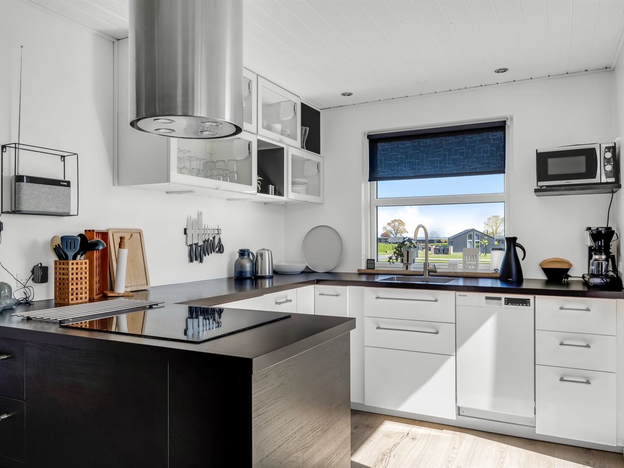 "Susianna" - 550m from the sea - Binnen