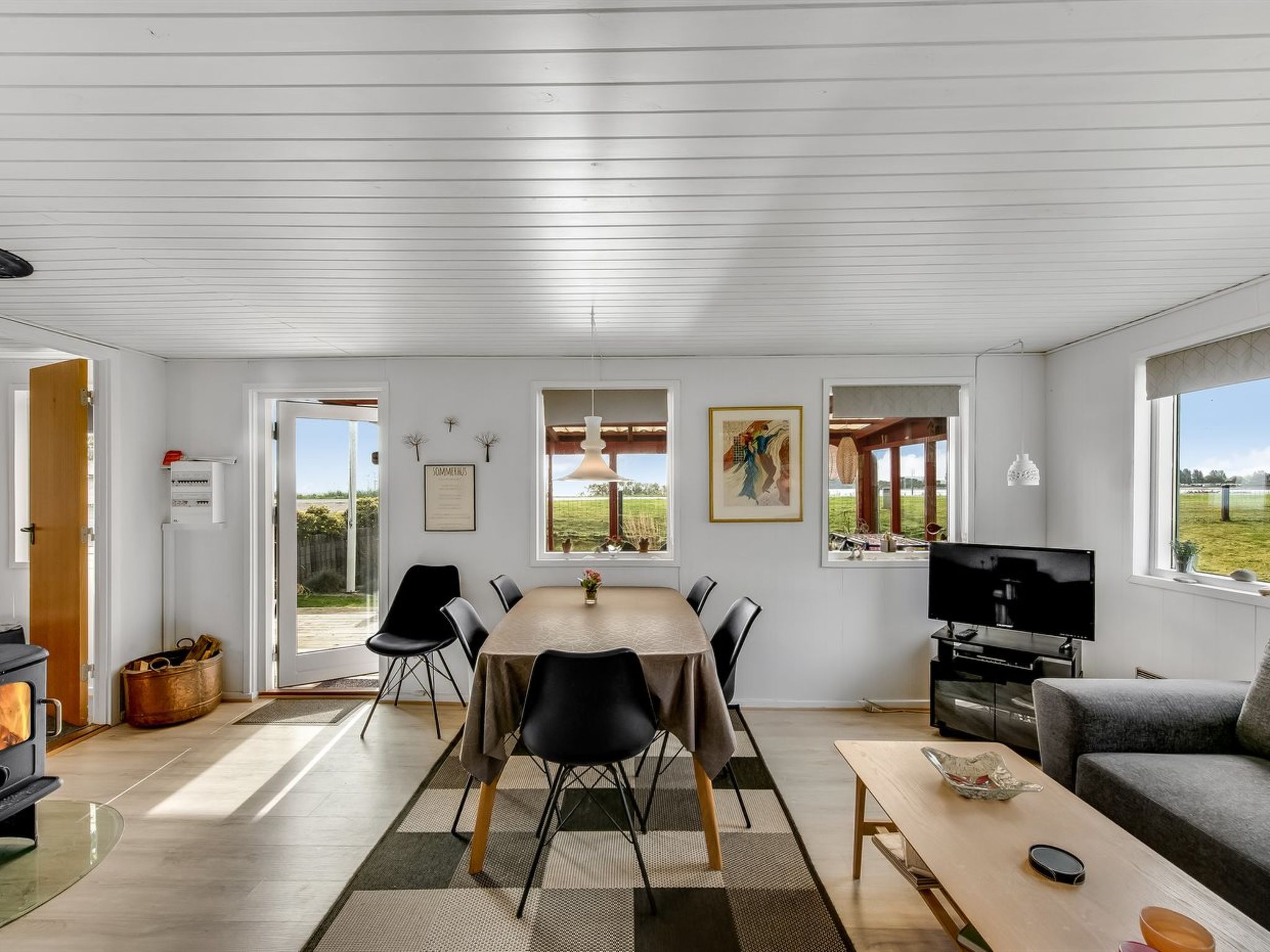 "Aslak" - 25m from the sea