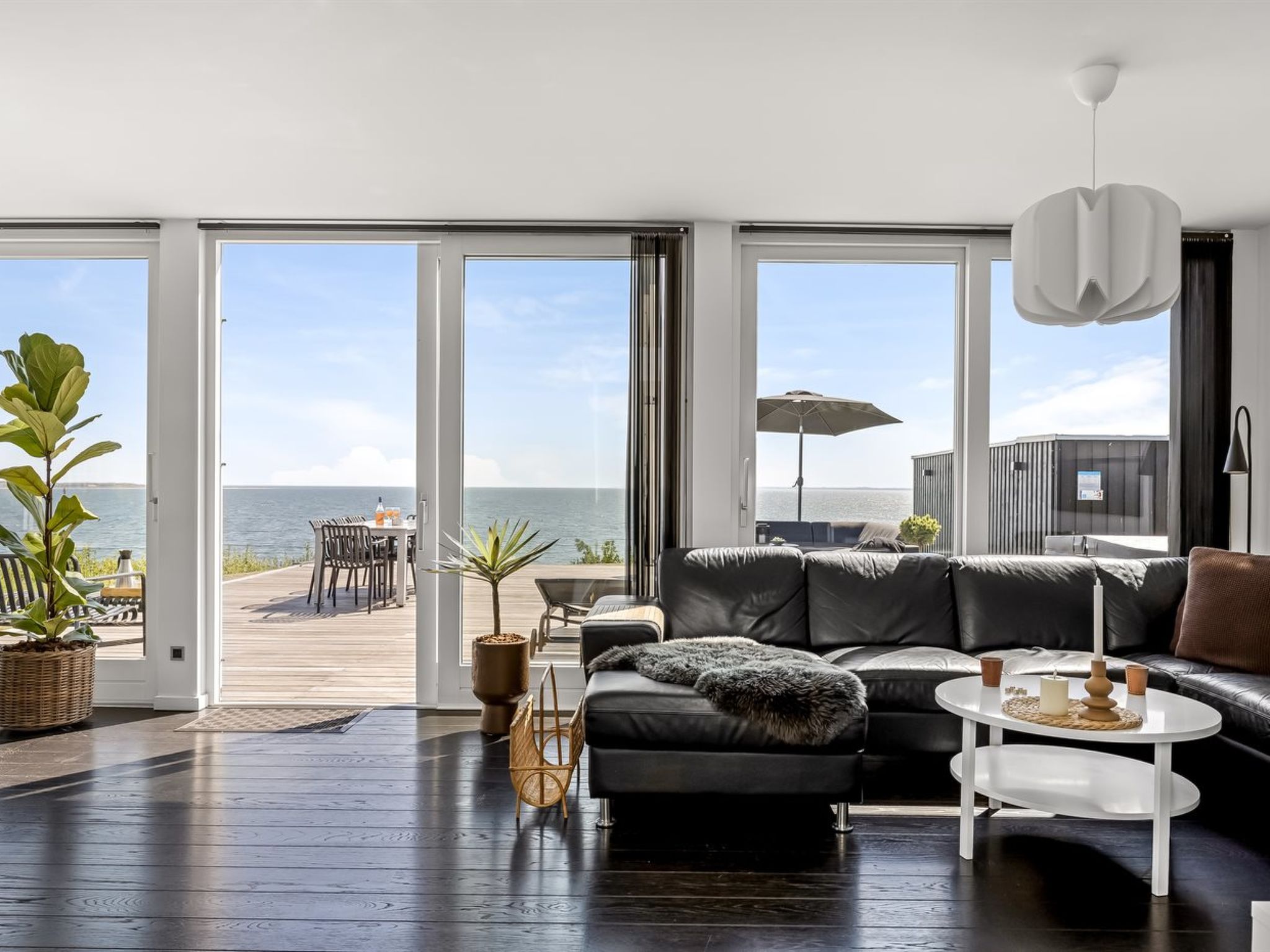 "Lin" - 80m from the sea - Inside