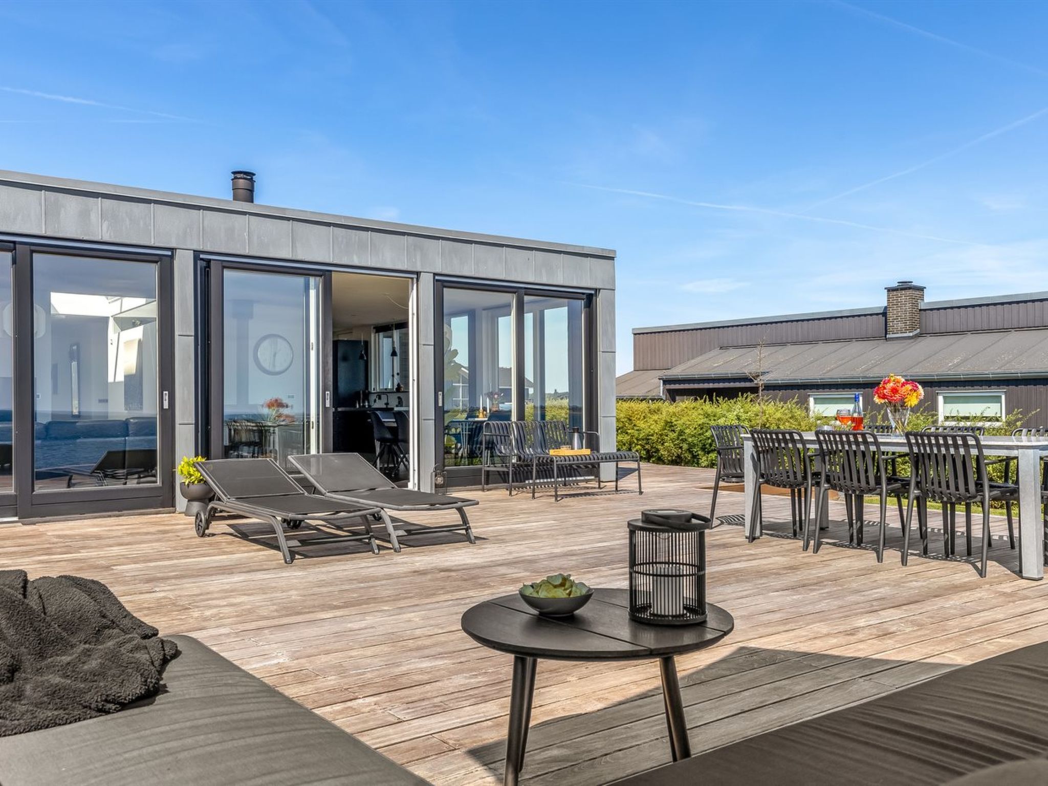 "Lin" - 80m from the sea - Outside