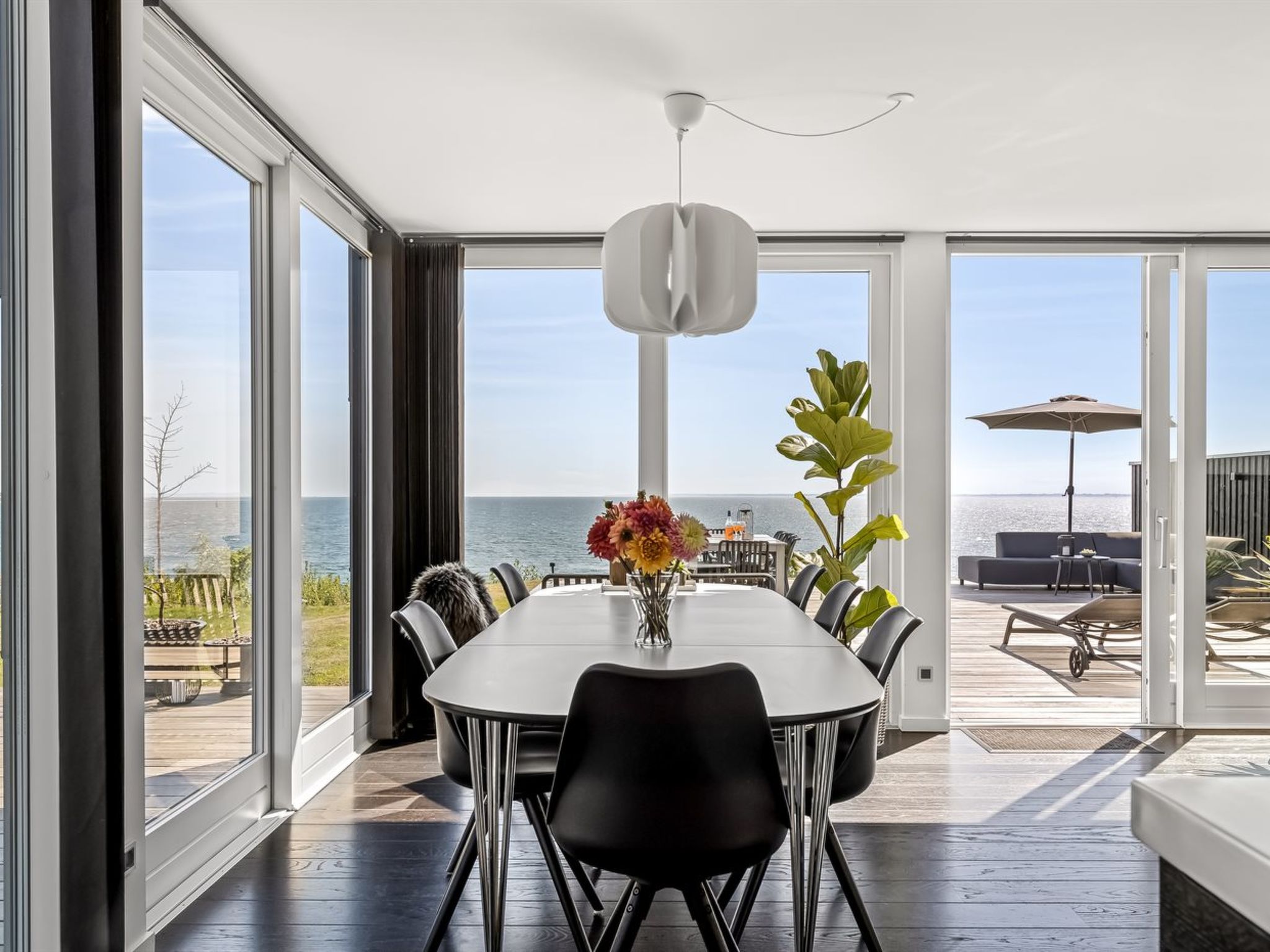 "Lin" - 80m from the sea - Inside