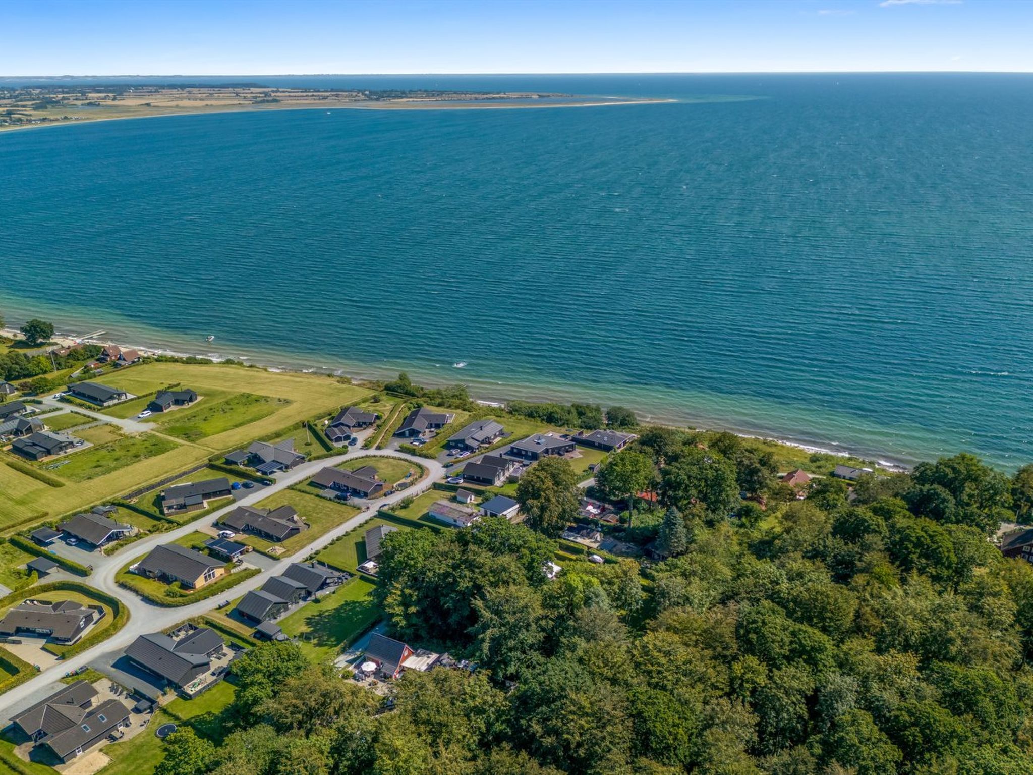 "Lin" - 80m from the sea - Outside