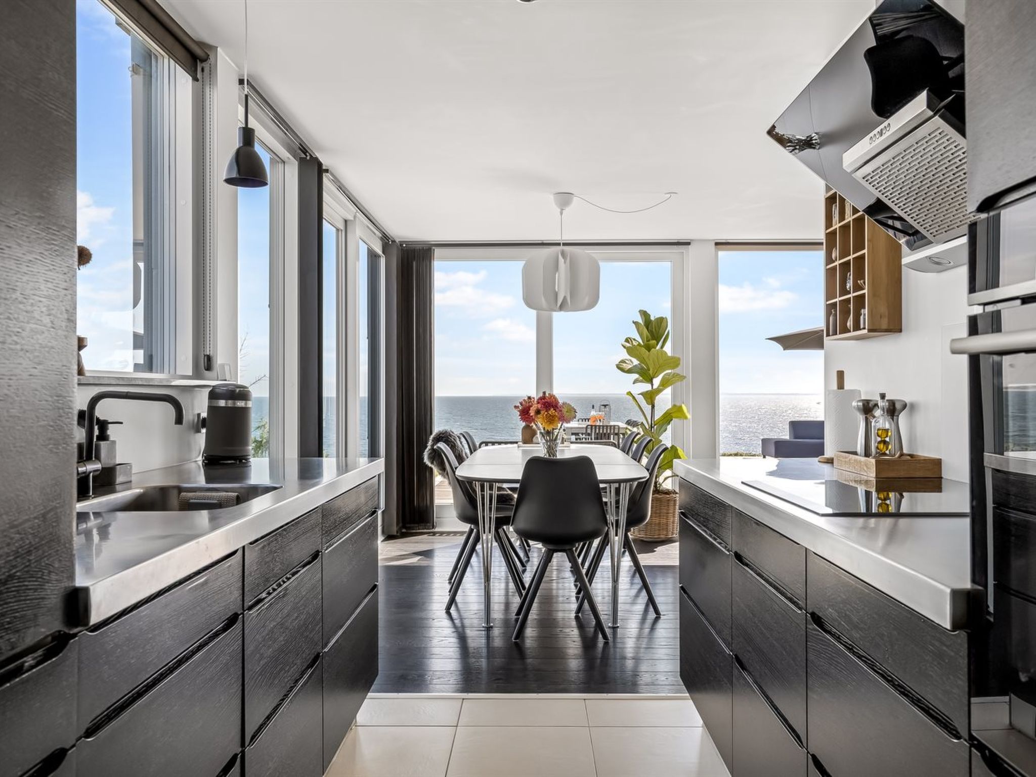"Lin" - 80m from the sea - Inside