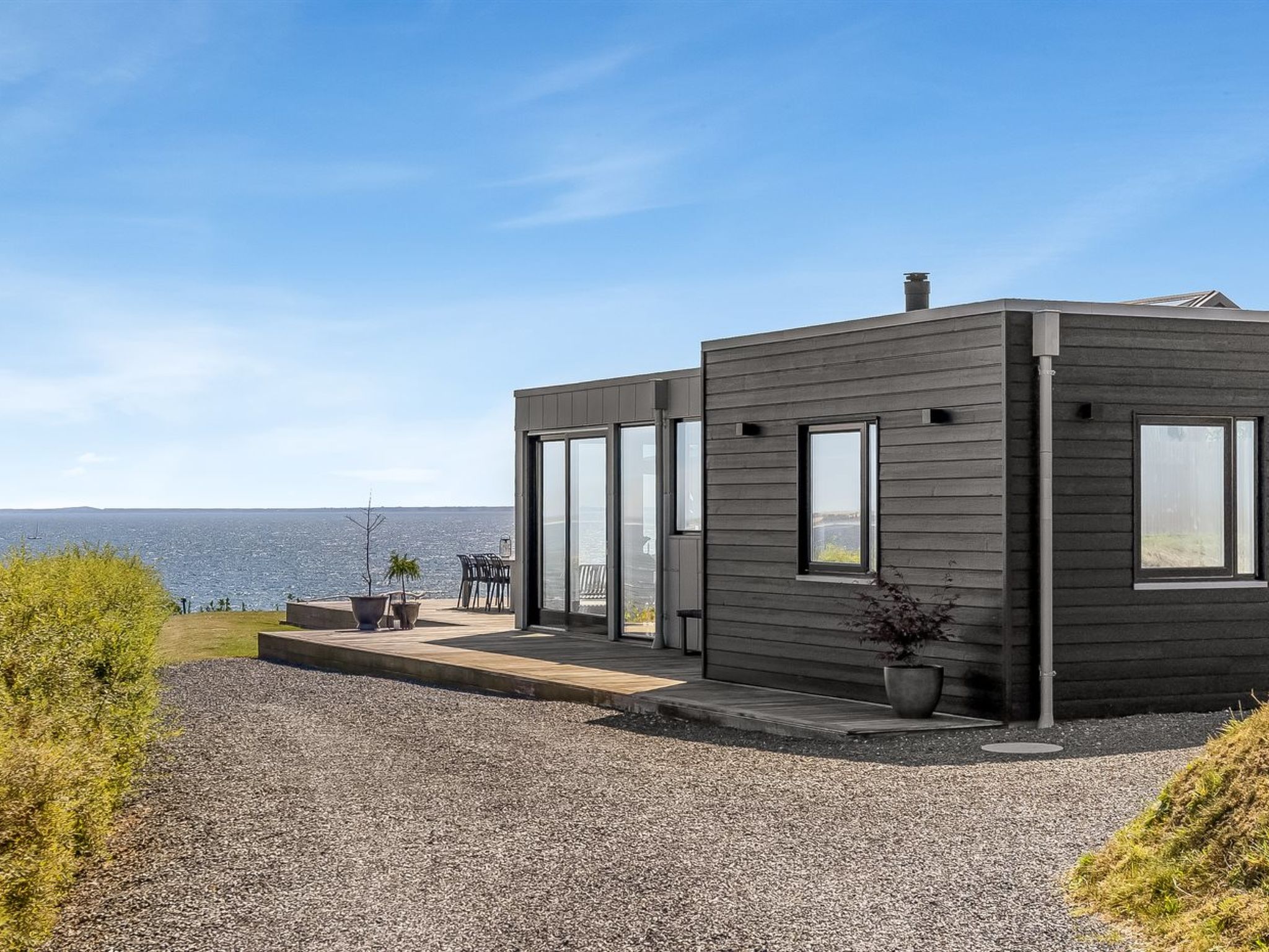 "Lin" - 80m from the sea - Outside