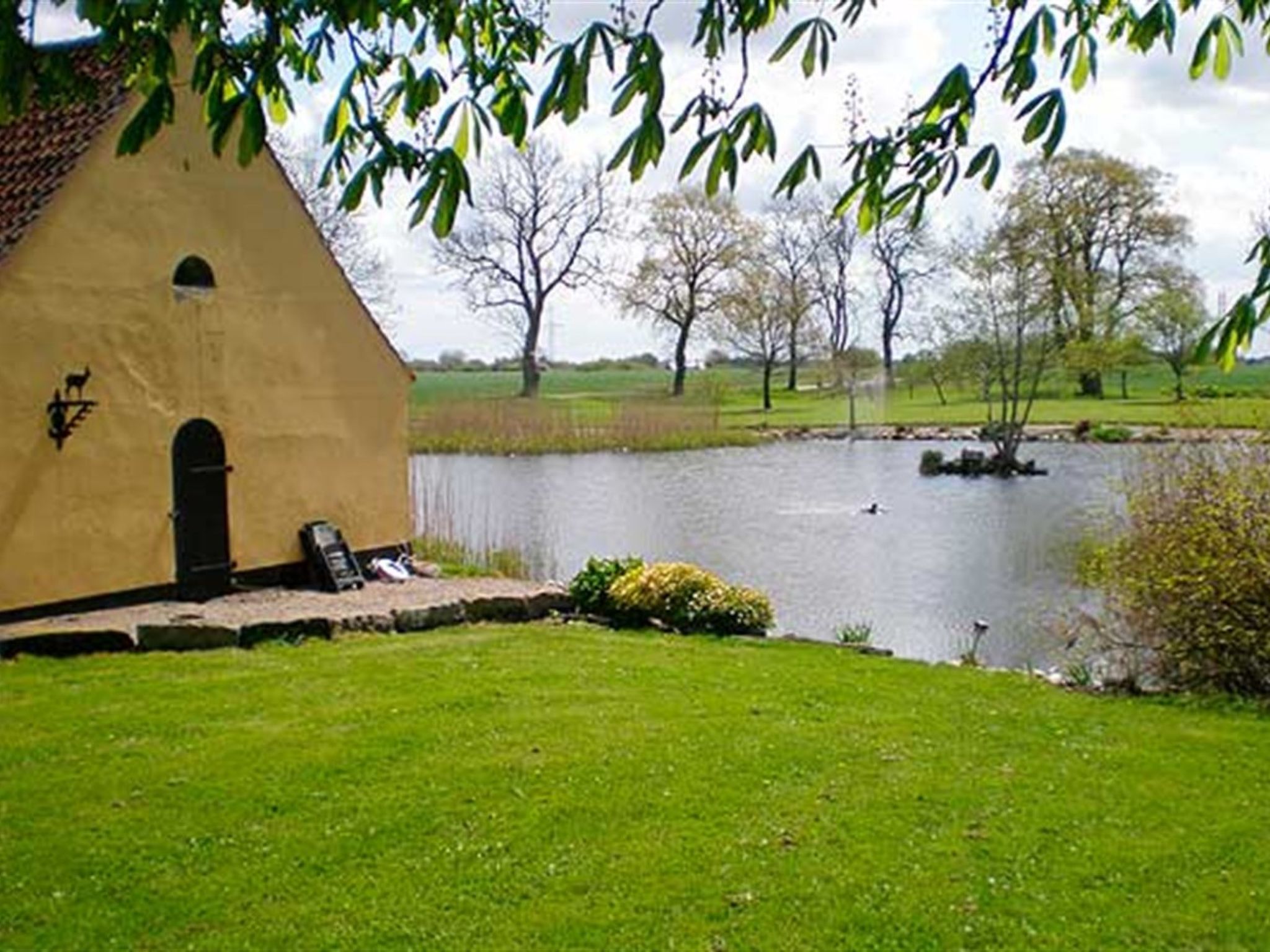 "Thia" - 4km to the fjord - Buiten