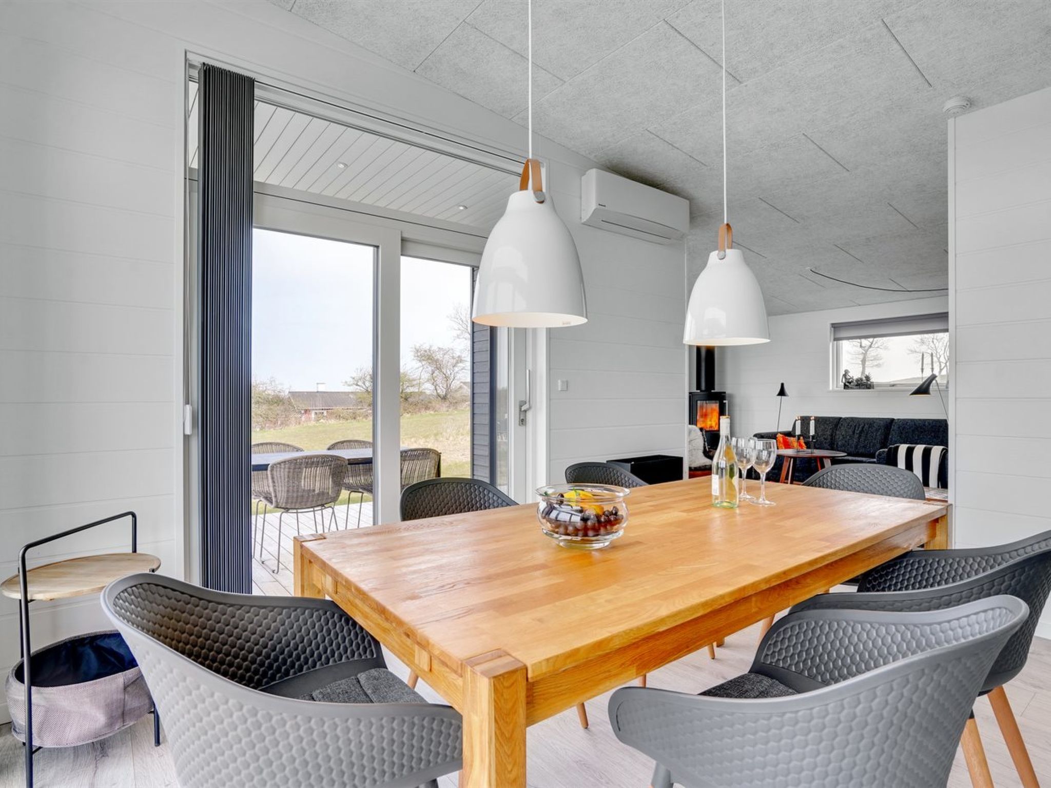 "Klarin" - 350m from the sea - Binnen